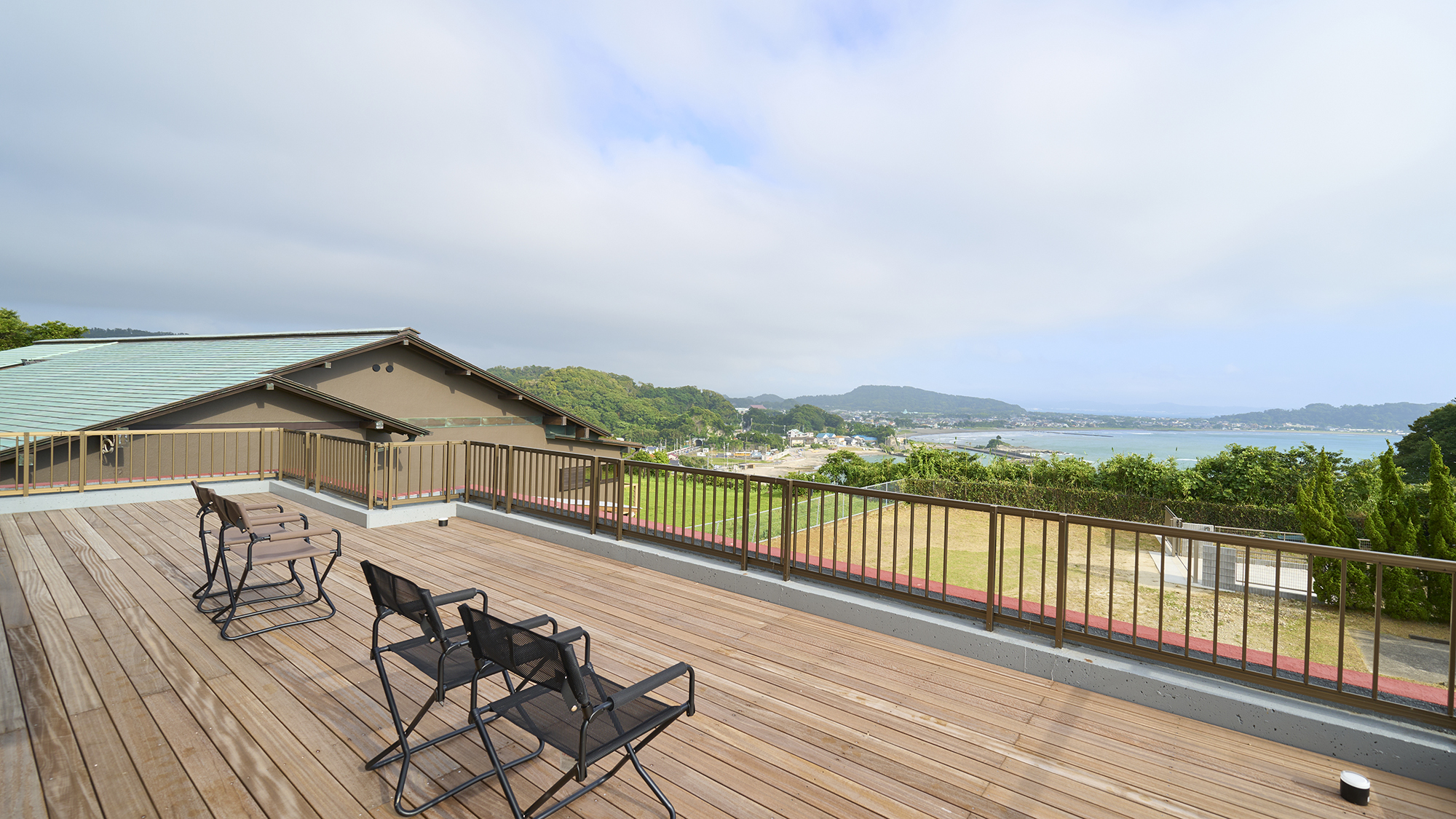 【バルコニー】房総の海と空を眺める癒しの時間をお過ごしください。