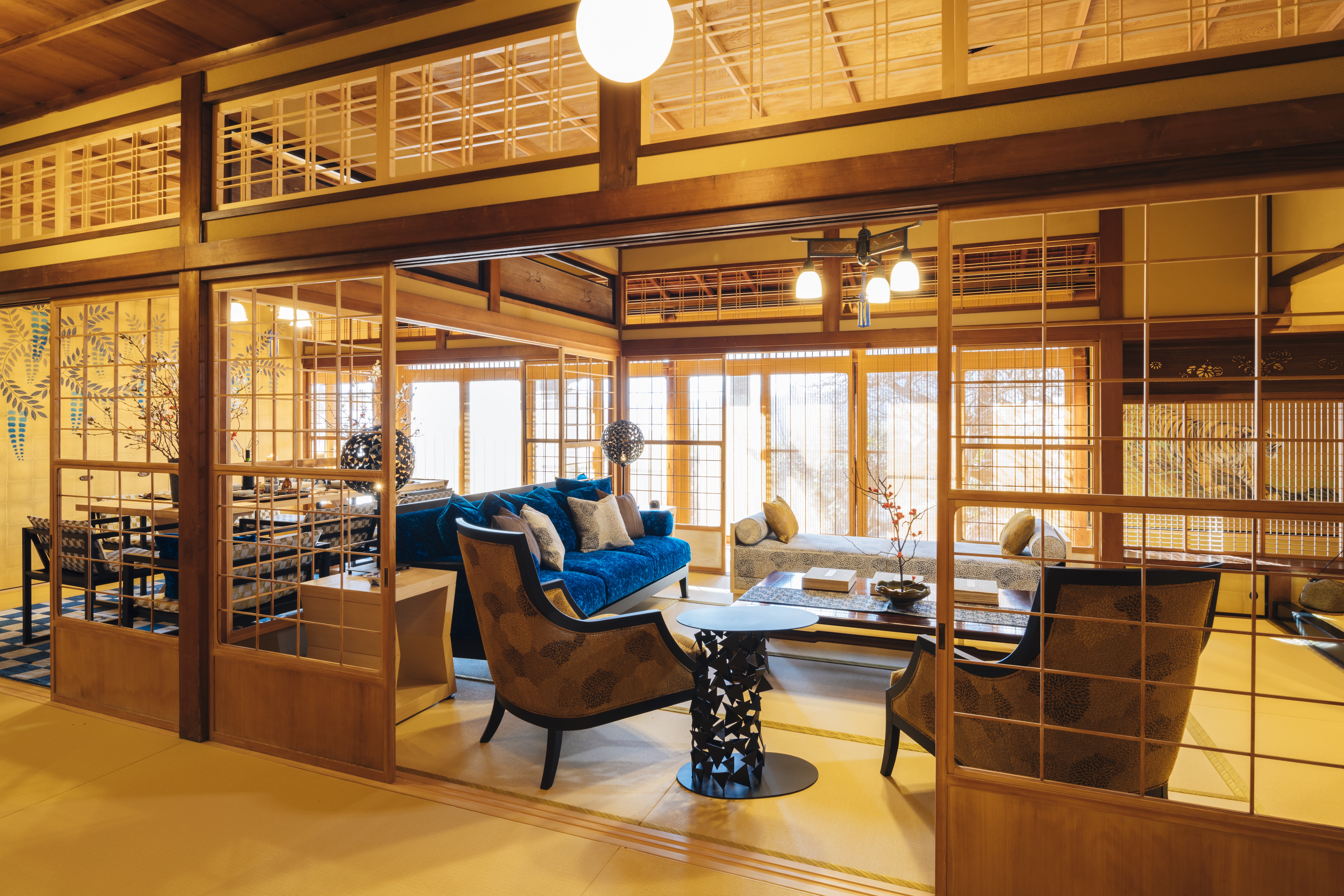 日本建築の意匠を大切に残しつつ、現代の感性で新たな空間を提案したデザイン