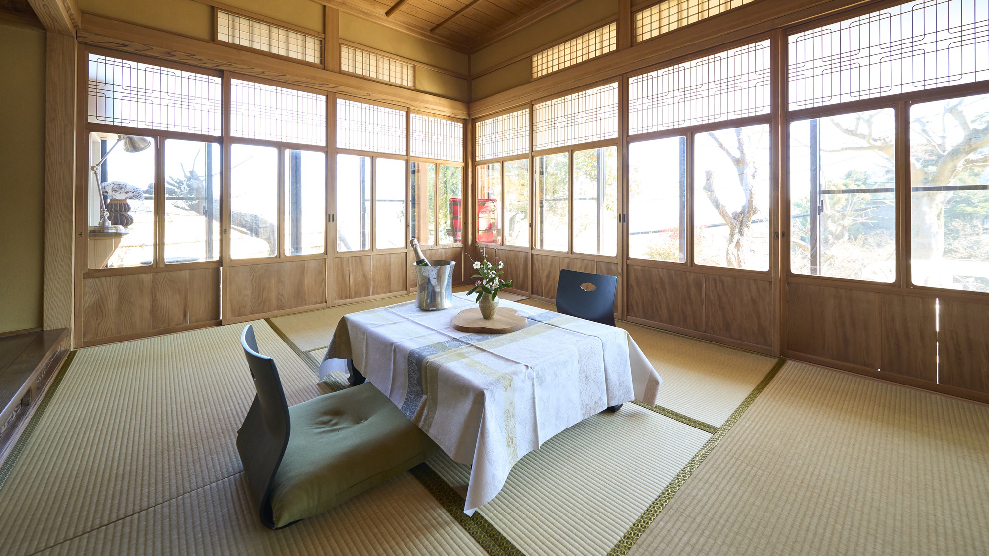 【和室】3名様以上でのご利用の際にはお布団をご用意いたします。