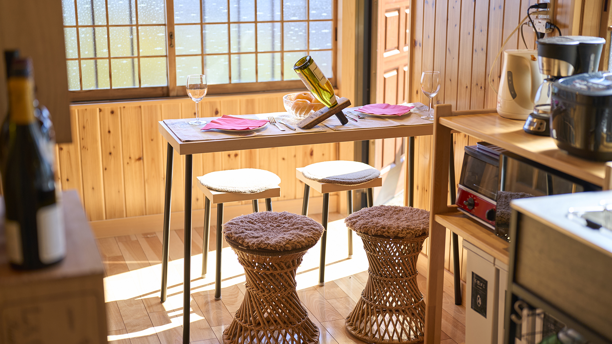 【ダイニング】みんなで食卓を囲む大切な時間をおすごしください。