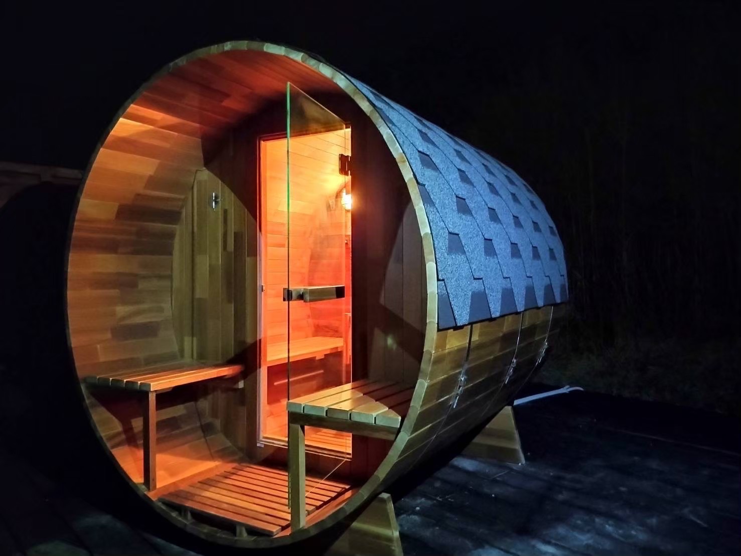 【サウナ】プライベートサウナで整う時間。