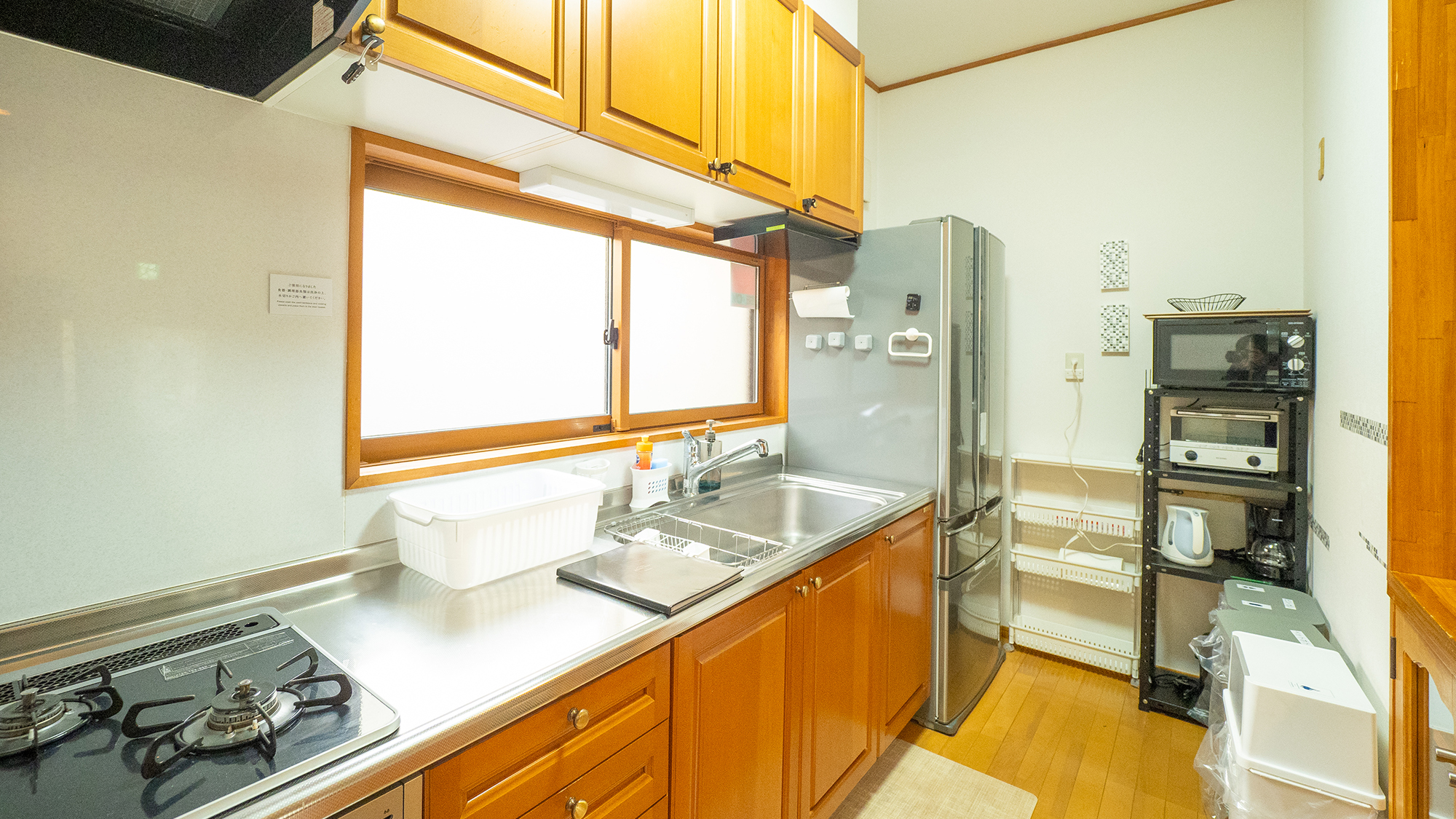 【キッチン】基本的な調理器具・家電は取り揃えております。
