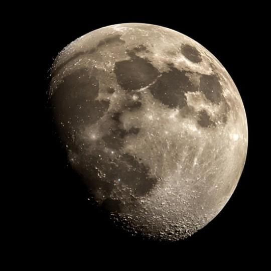 【天体観測】海辺の絶景、水平線でつながる星空観察。時間を忘れるリトリートプラン。望遠鏡レンタル可能！