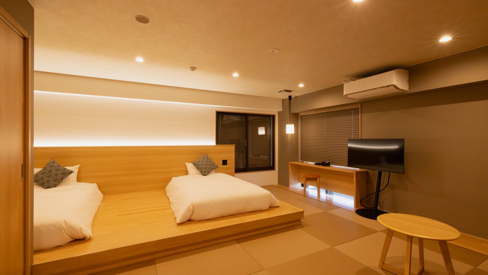 【スーペリアツイン】最大4名様までご利用いただけるゆとりある癒しの空間。