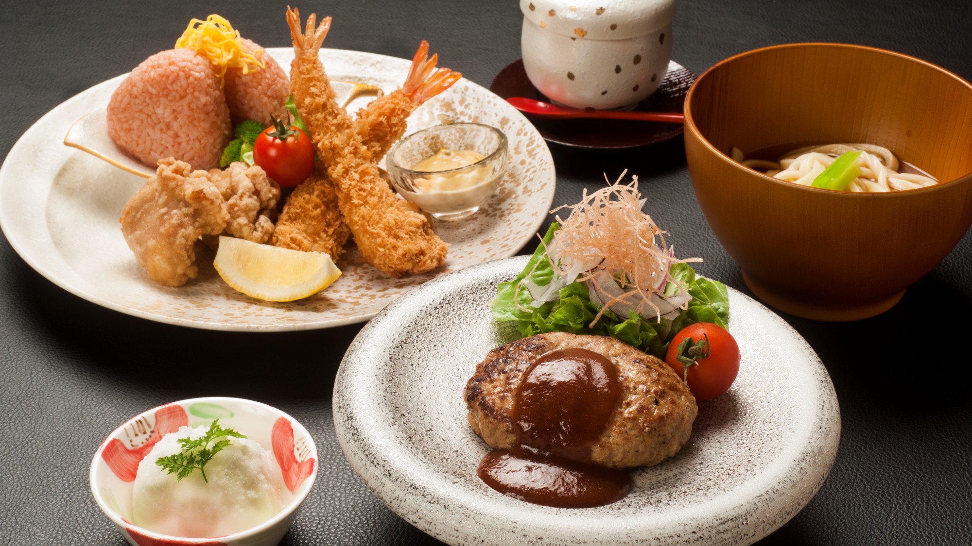 【ご夕食】「お子様プレート」前沢牛ハンバーグやエビフライ等、お子様がお好みのものを中心に。※イメージ