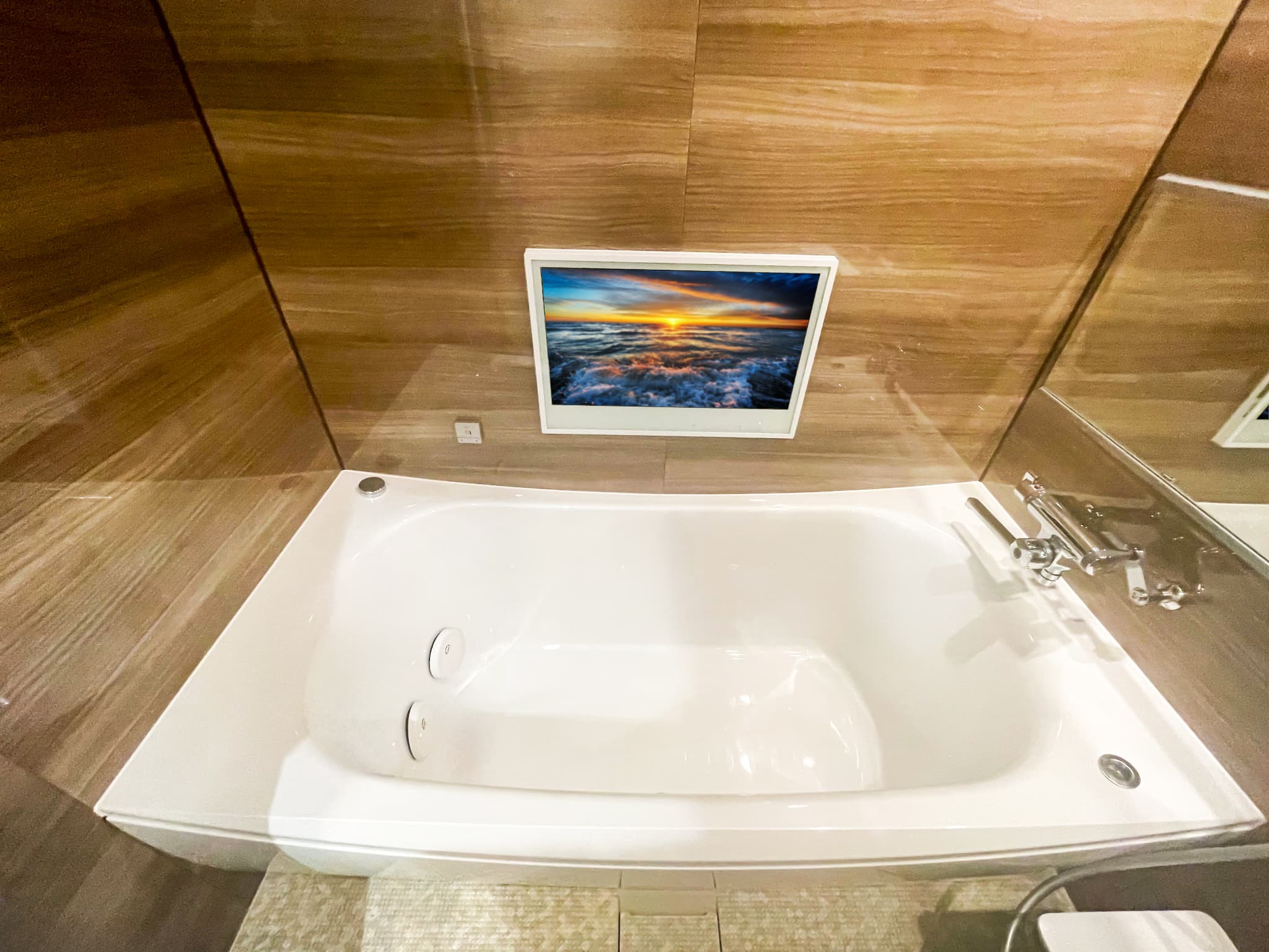 モデレート浴室　喫煙