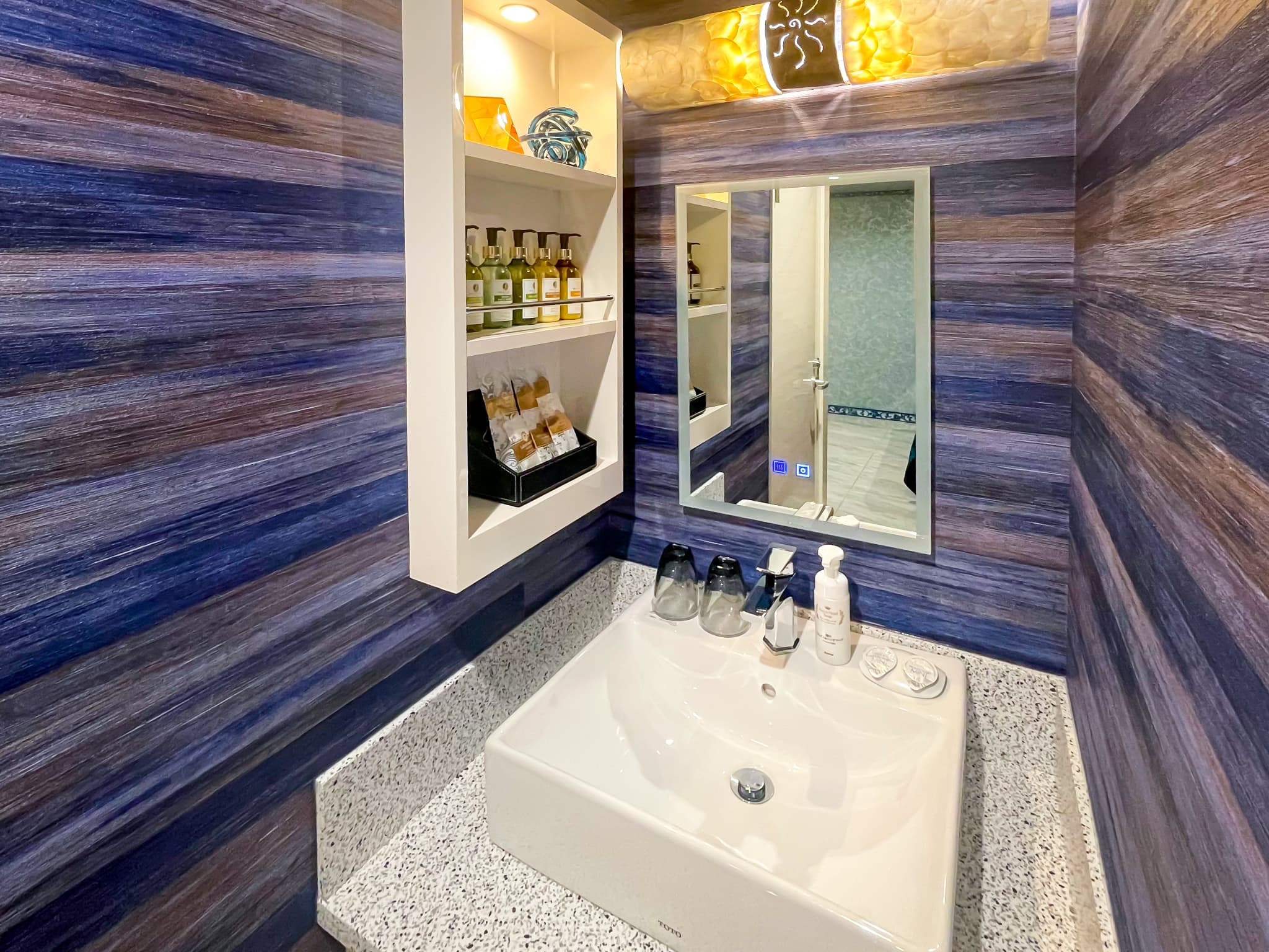 ラグジュアリー洗面　禁煙