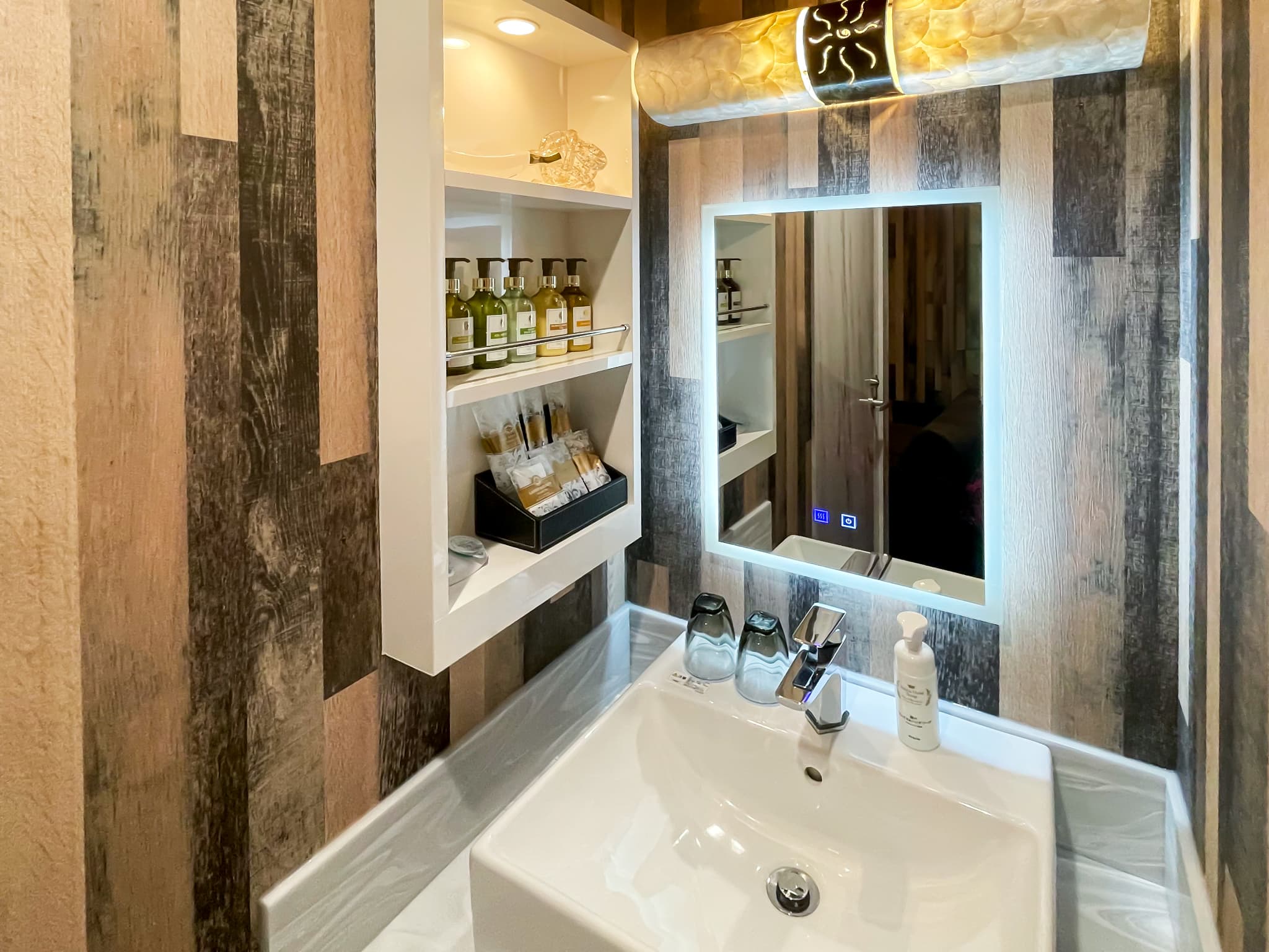 スーペリア洗面　禁煙