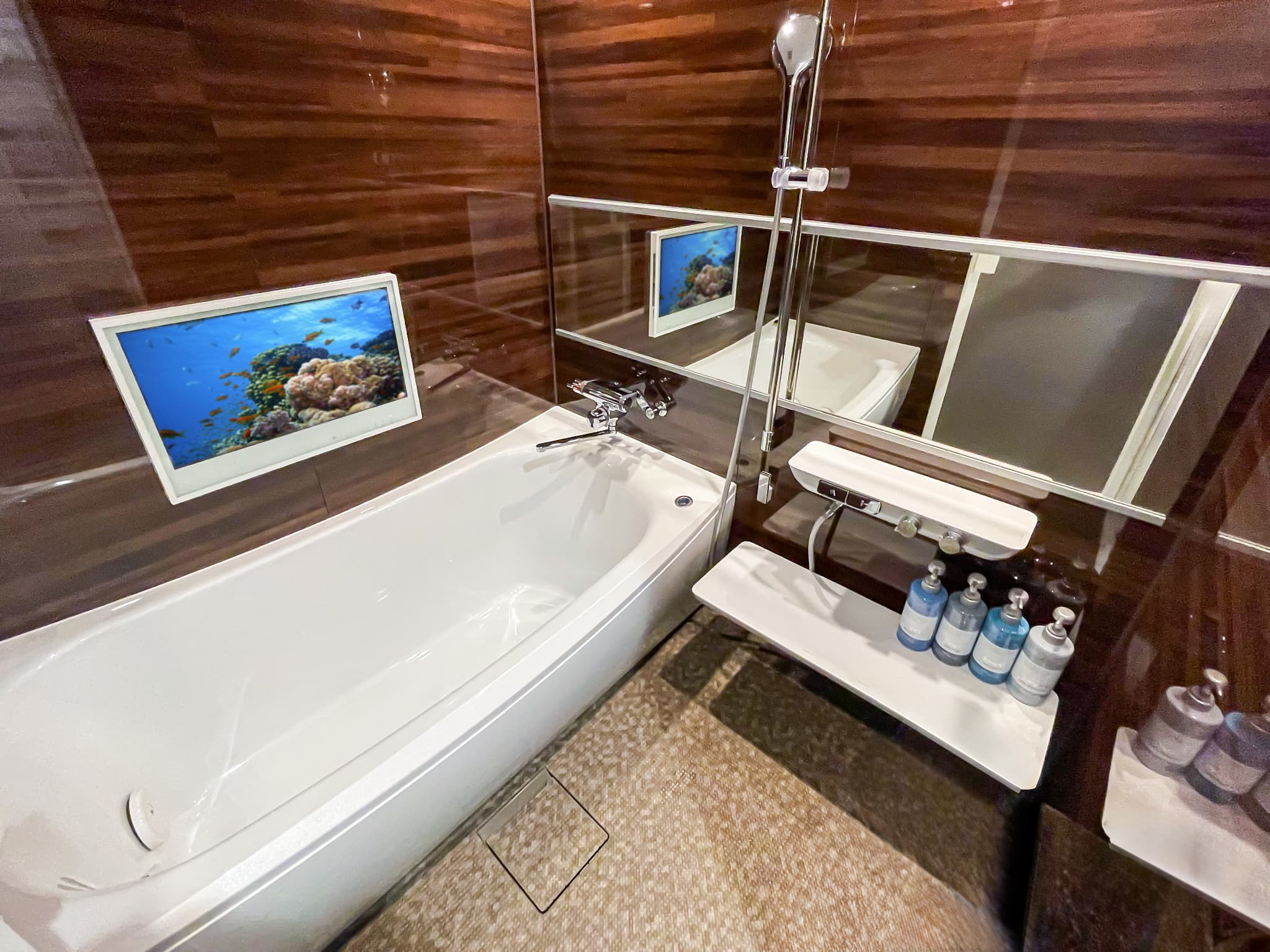 モデレート浴室　禁煙