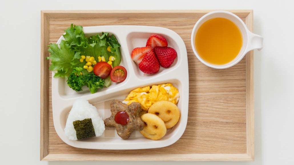 キッズ朝食：おにぎりセット