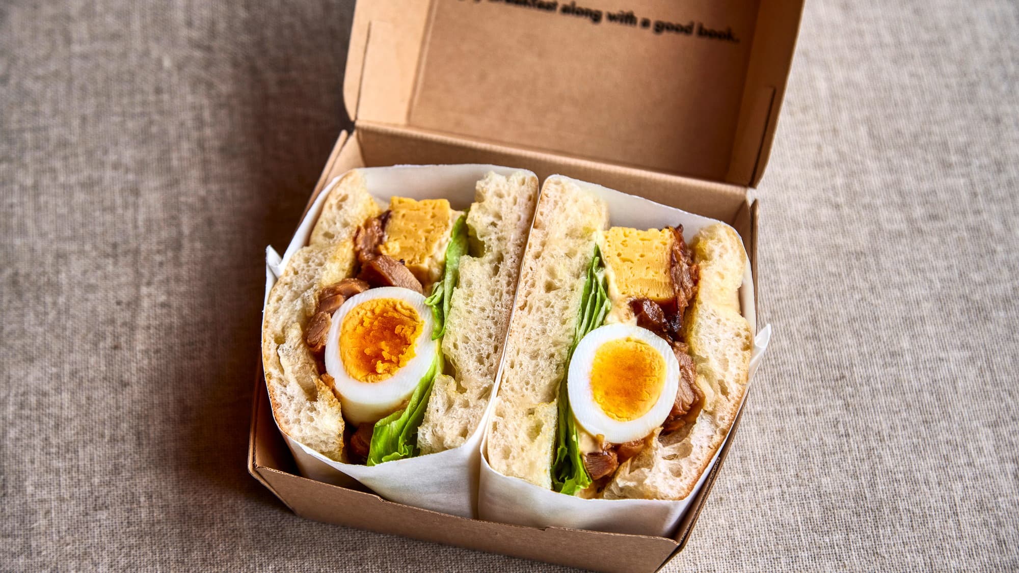 Breakfast Delivery｜チキンエッグサンド（スープ、サラダ、ドリンクセット）※イメージ