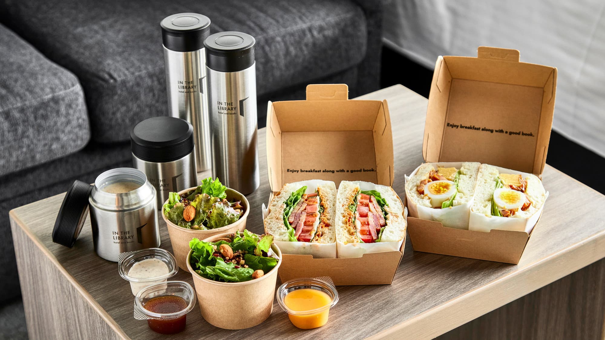 Breakfast Delivery｜朝食は、自家製のフォカッチャサンドをお部屋へデリバリー。