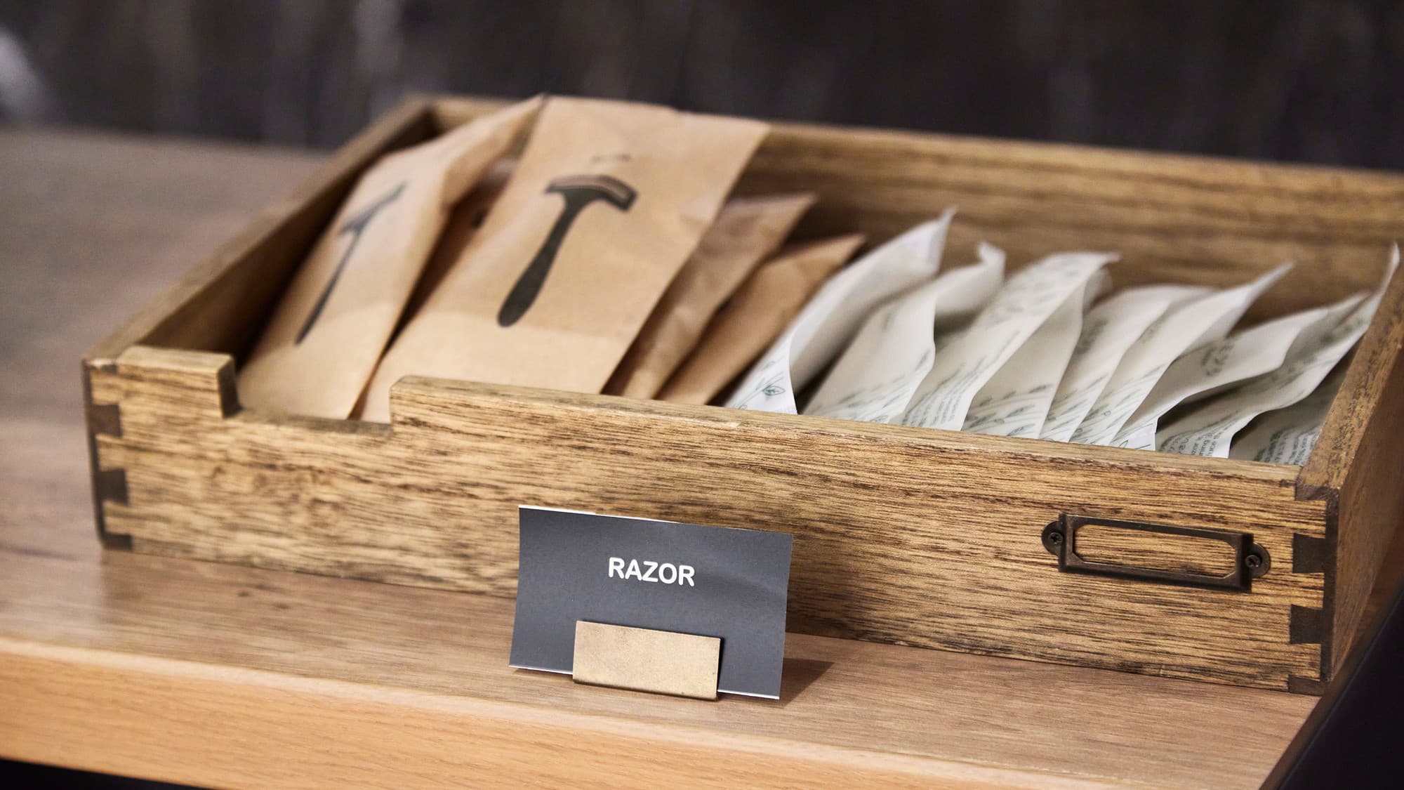 レセプション無料提供アイテム｜カミソリ