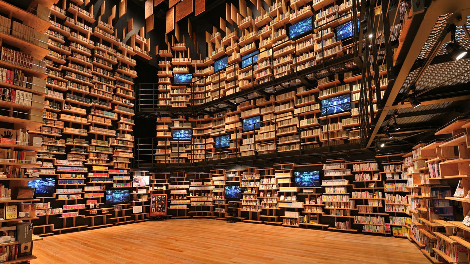 ところざわサクラタウン・角川武蔵野ミュージアム／本棚劇場　※イメージ