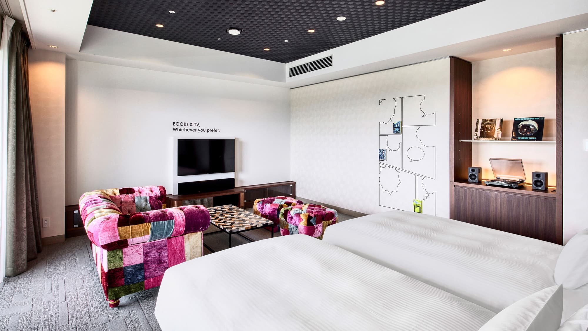 ファミリージュニアスイート｜62平米／定員6名／ベッド幅122cm&times;2台、エキストラ103cm&times;2台