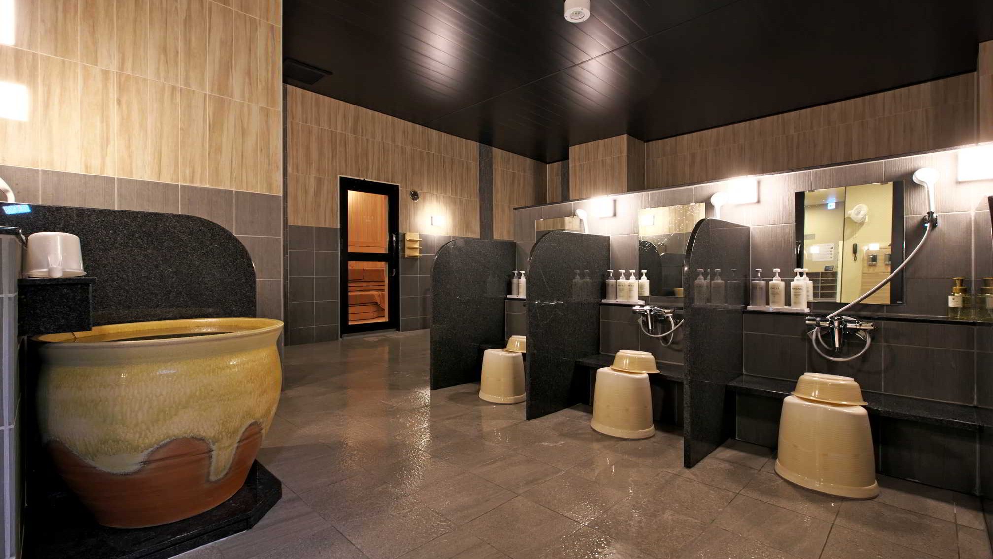 女性大浴場かけ湯