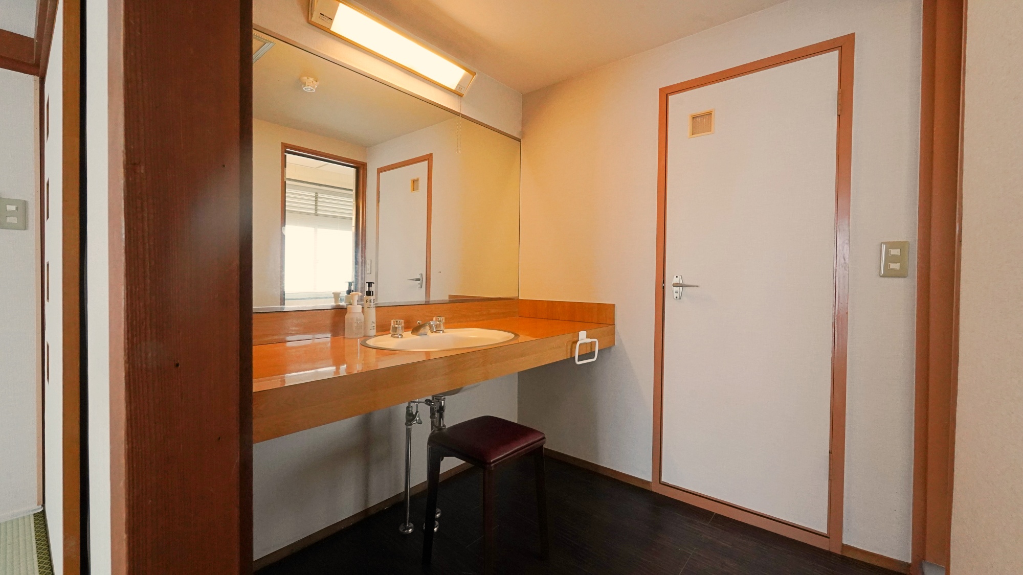 和室12.5畳+広縁《バス付》