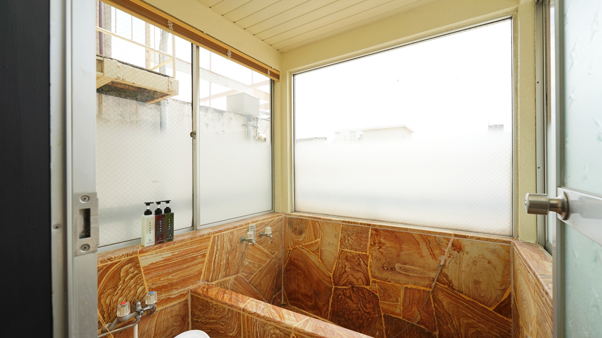 和室10畳《内風呂付》