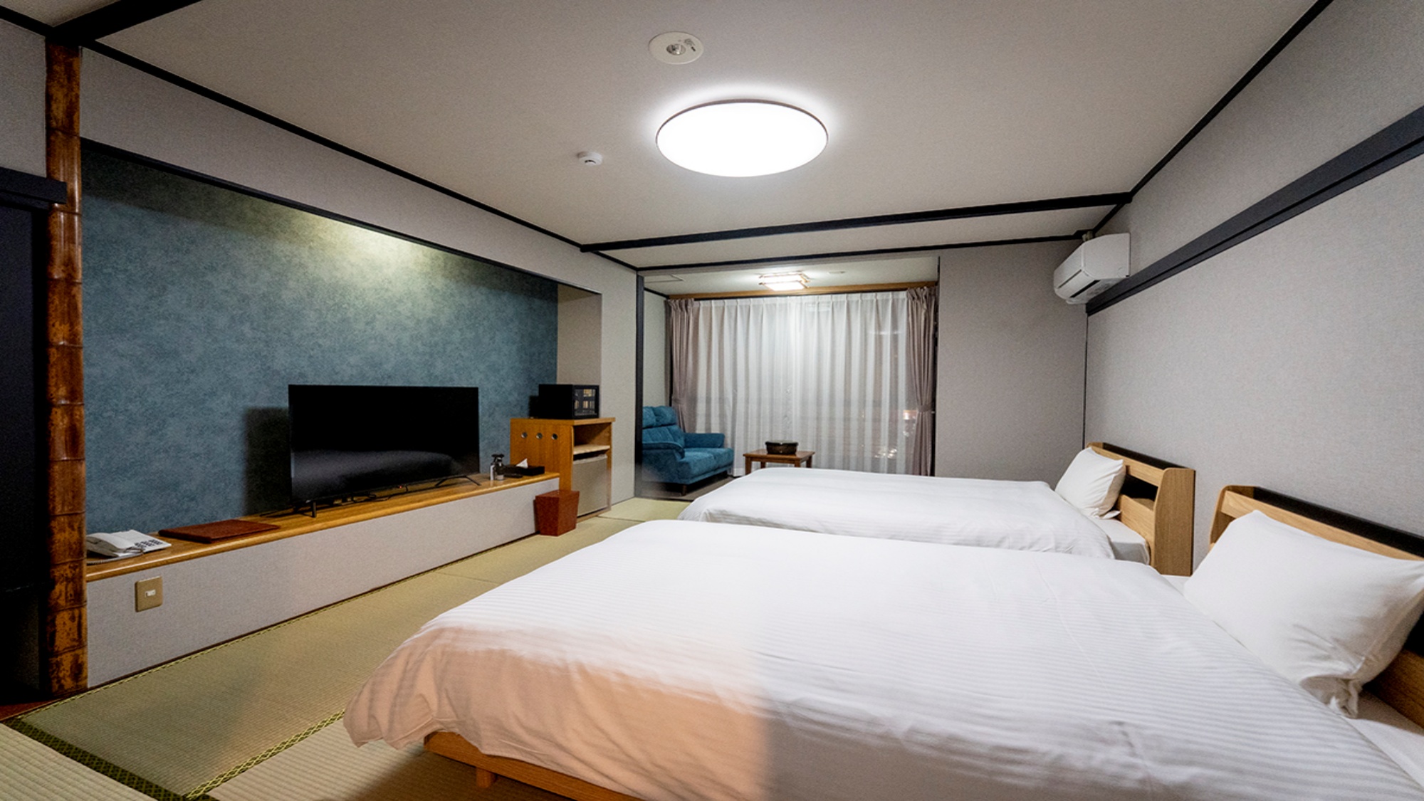 和洋室12畳《バス付》/客室