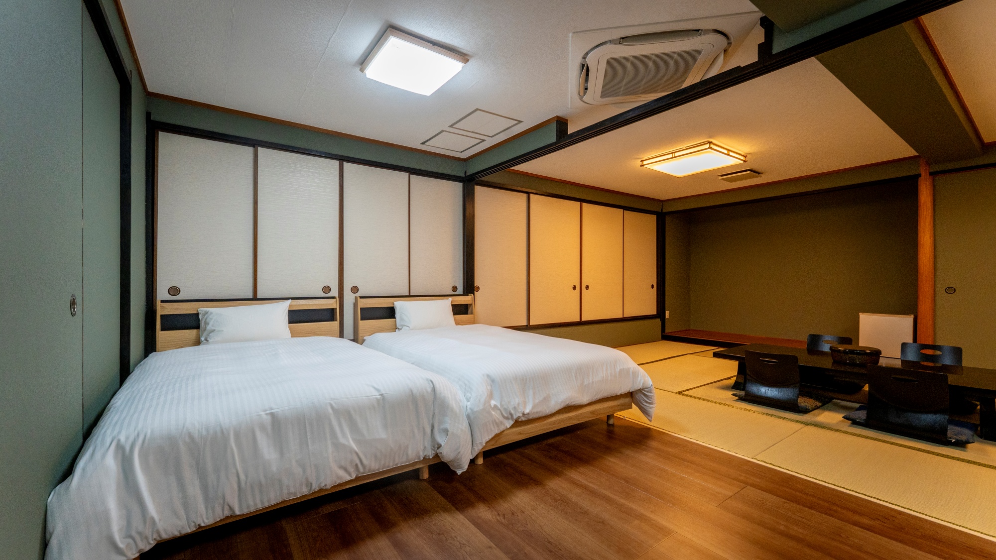 和洋室12.5畳《内風呂付》