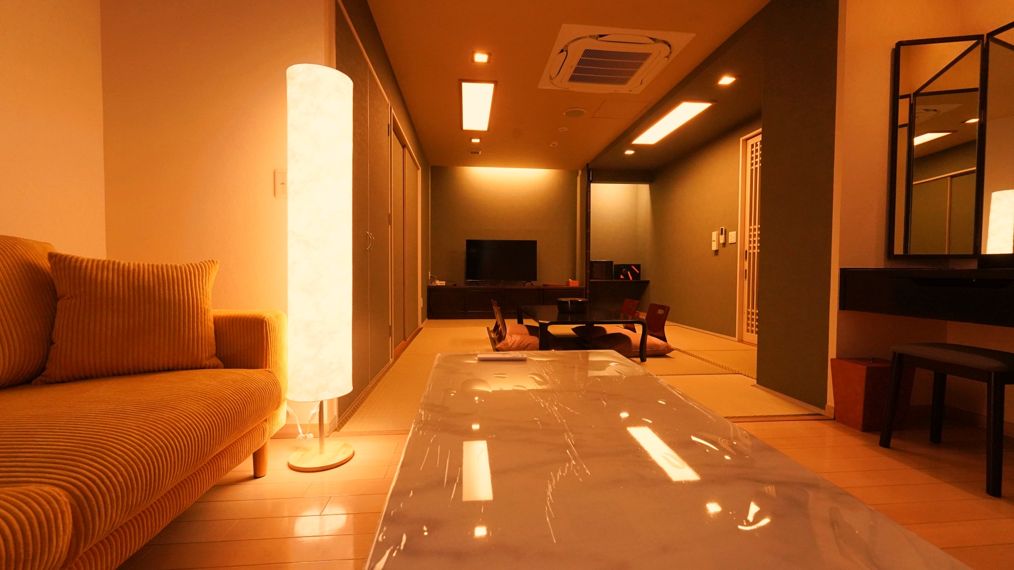 特別室 和室10畳+応接《露天風呂付》