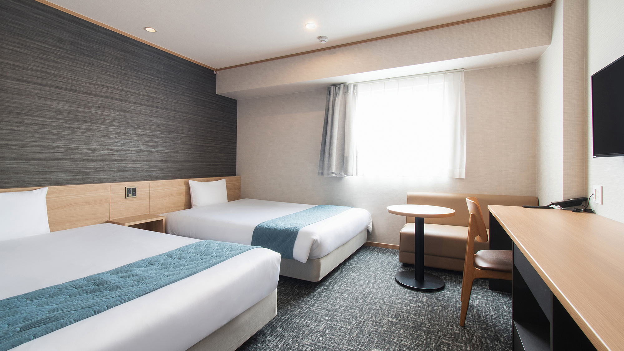 ⑦ツインルーム　ベッド幅140㎝&times;2