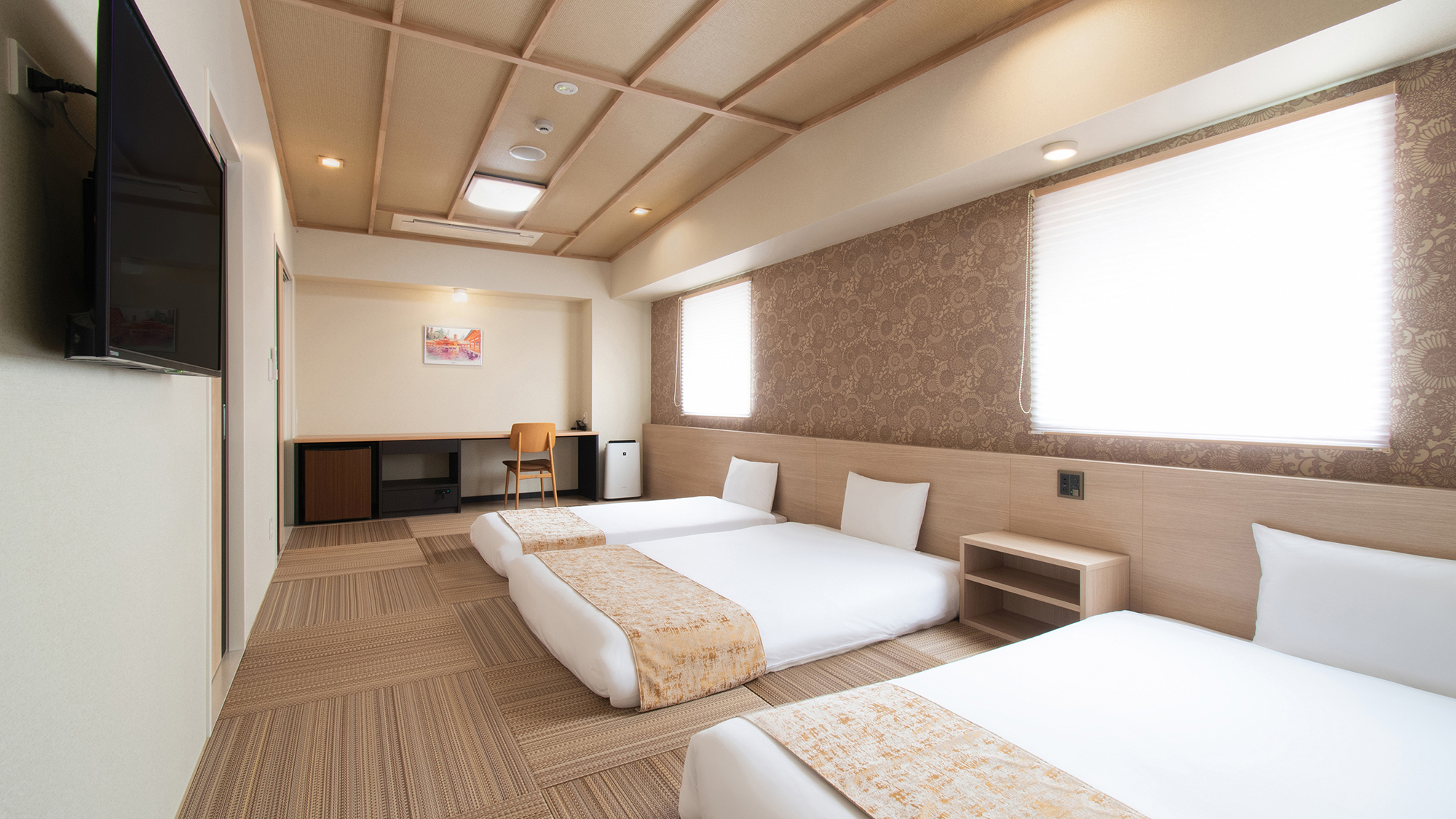 ⑥デラックスルーム（和室）（トリプル）　ベッド幅140㎝&times;2　97㎝&times;1