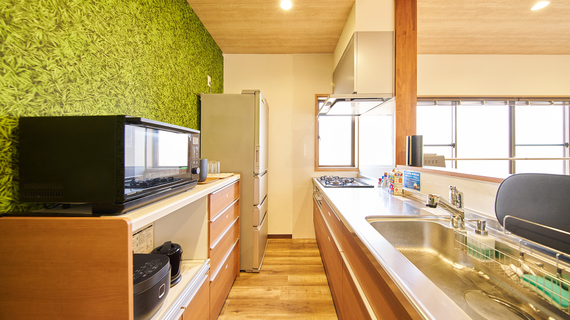 ・【共用キッチン】最長1時間までご利用可能。時間内でのご利用にご協力ください