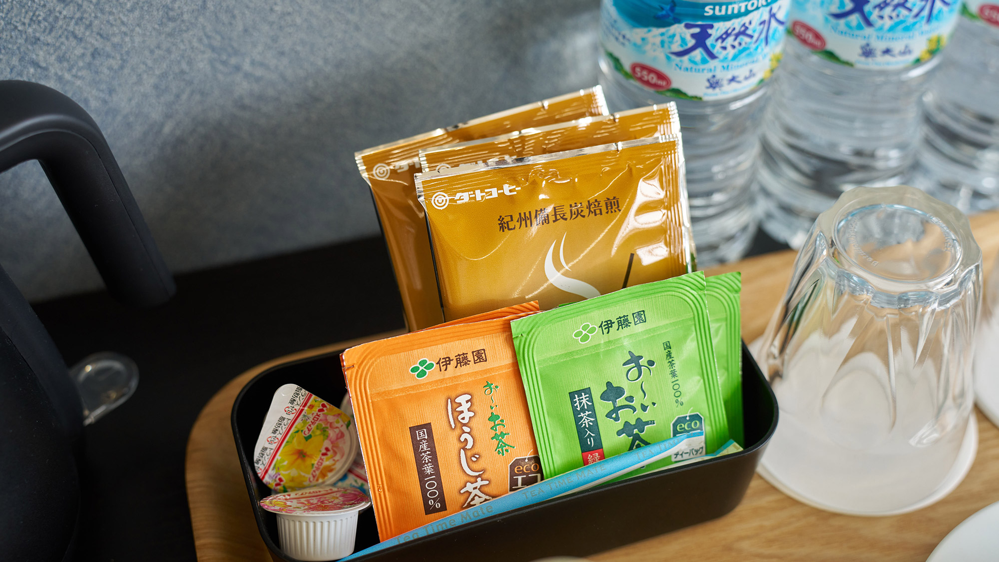 ・【202：アメニティ】お茶やコーヒーはご自由にお飲みください