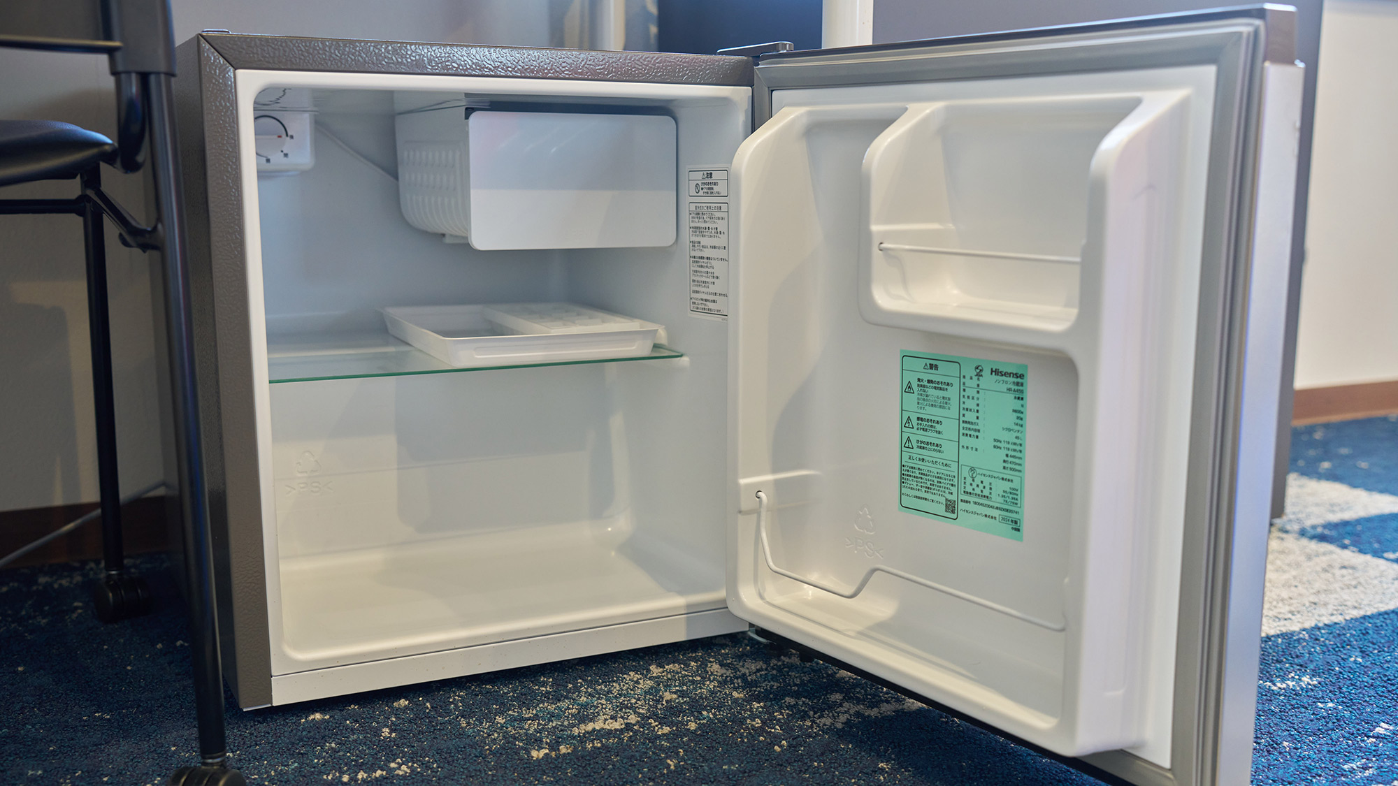 ・【203：冷蔵庫】ドリンクやおつまみを冷やすのにご利用ください