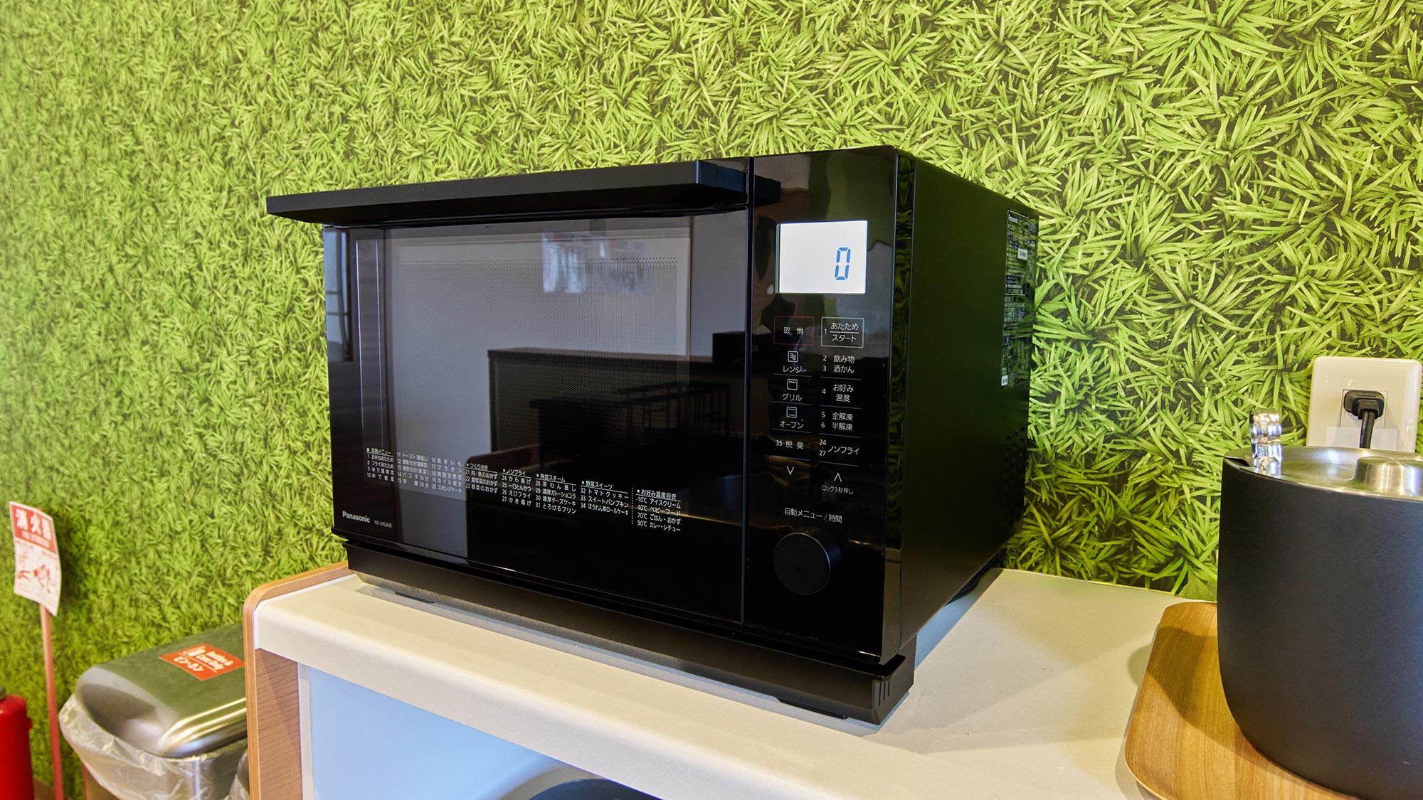 ・【共用キッチン設備】電子レンジをご用意。温め直しに便利です