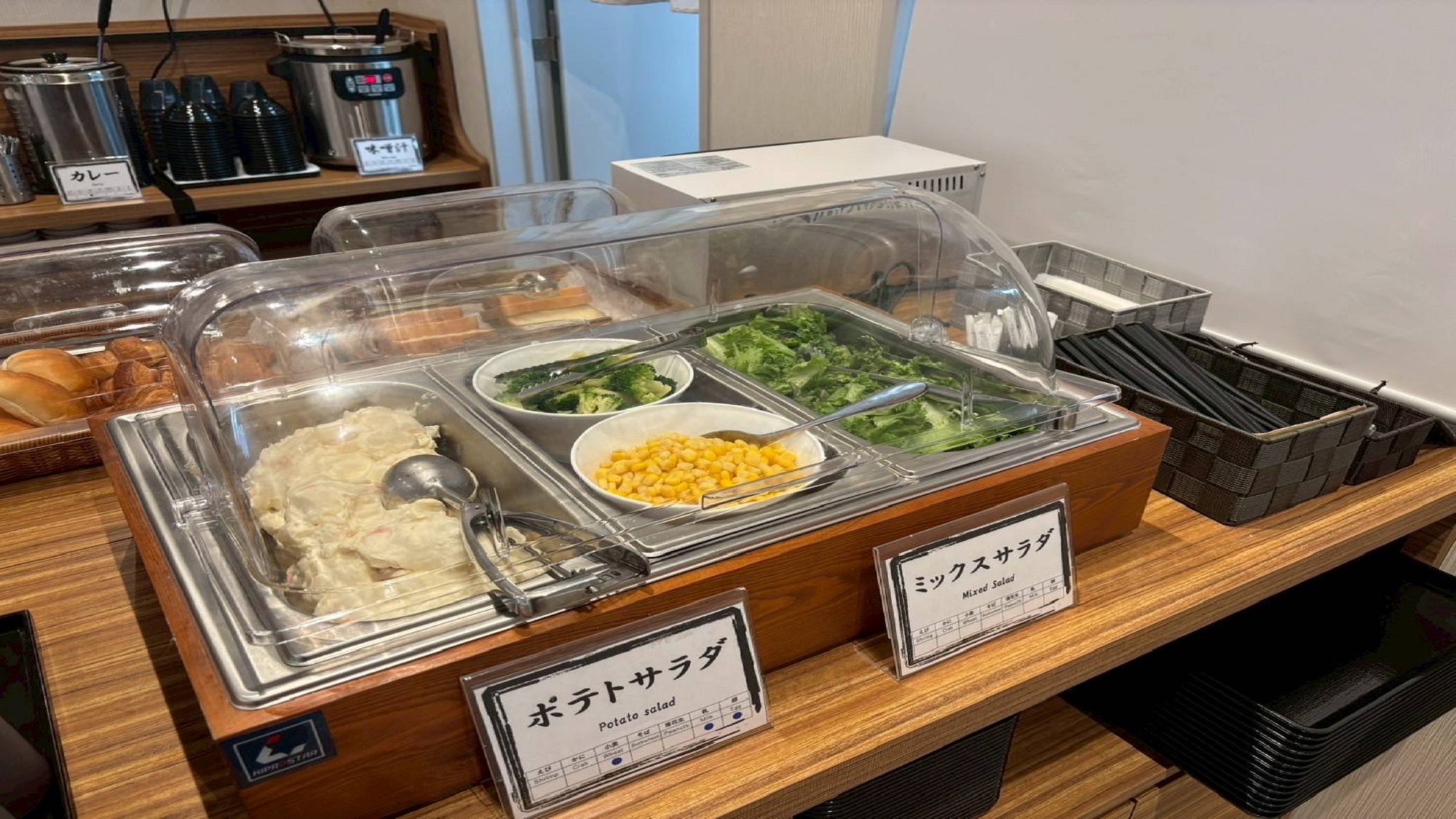 朝食バイキング