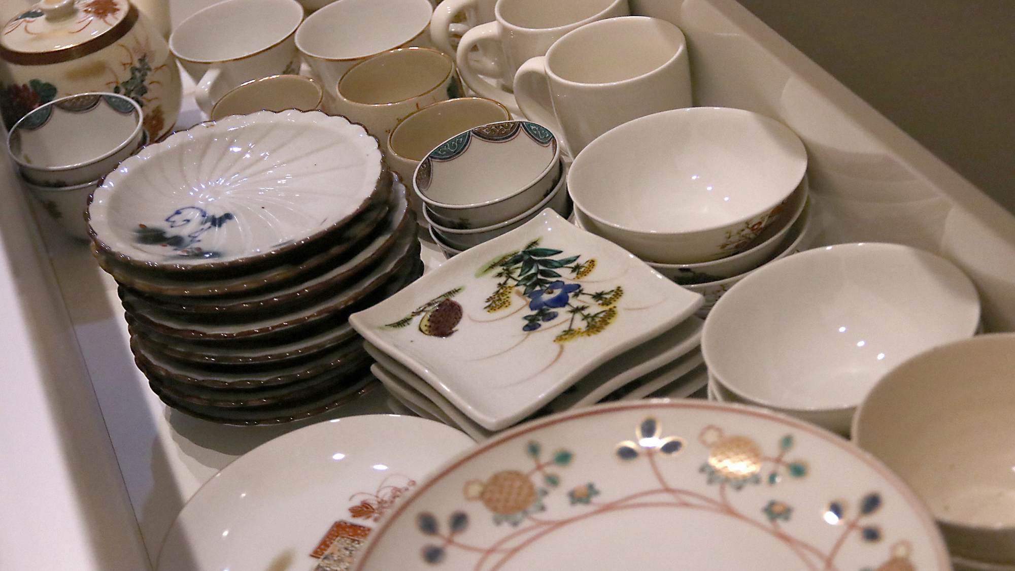 【群青の間】食器類 