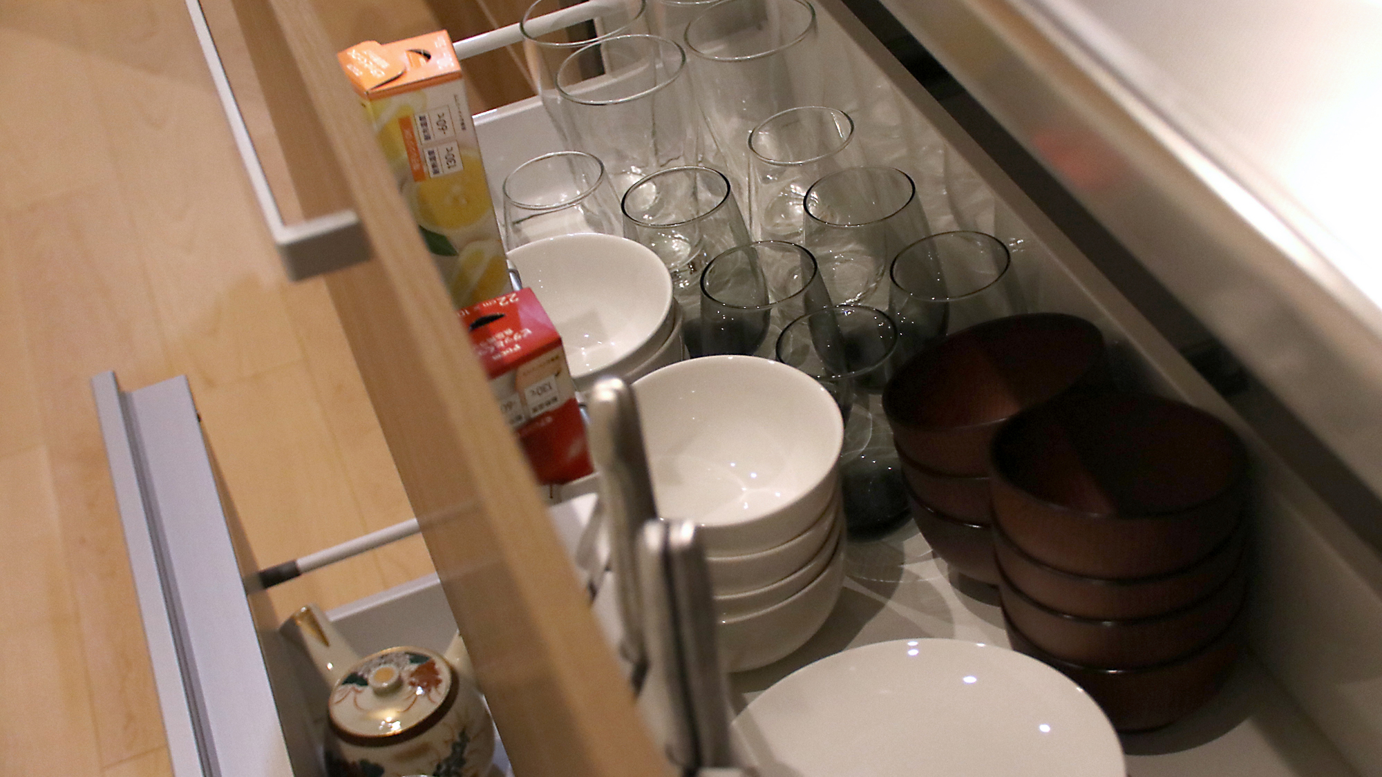 【群青の間】食器類 