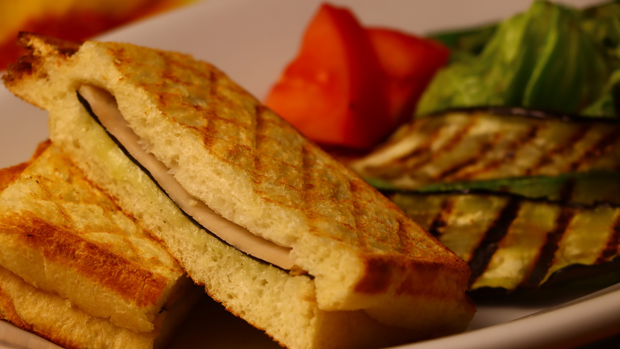 【朝食付】オムレツやホットサンド−彩り鮮やかなお食事を朝の料理からお楽しみください♪