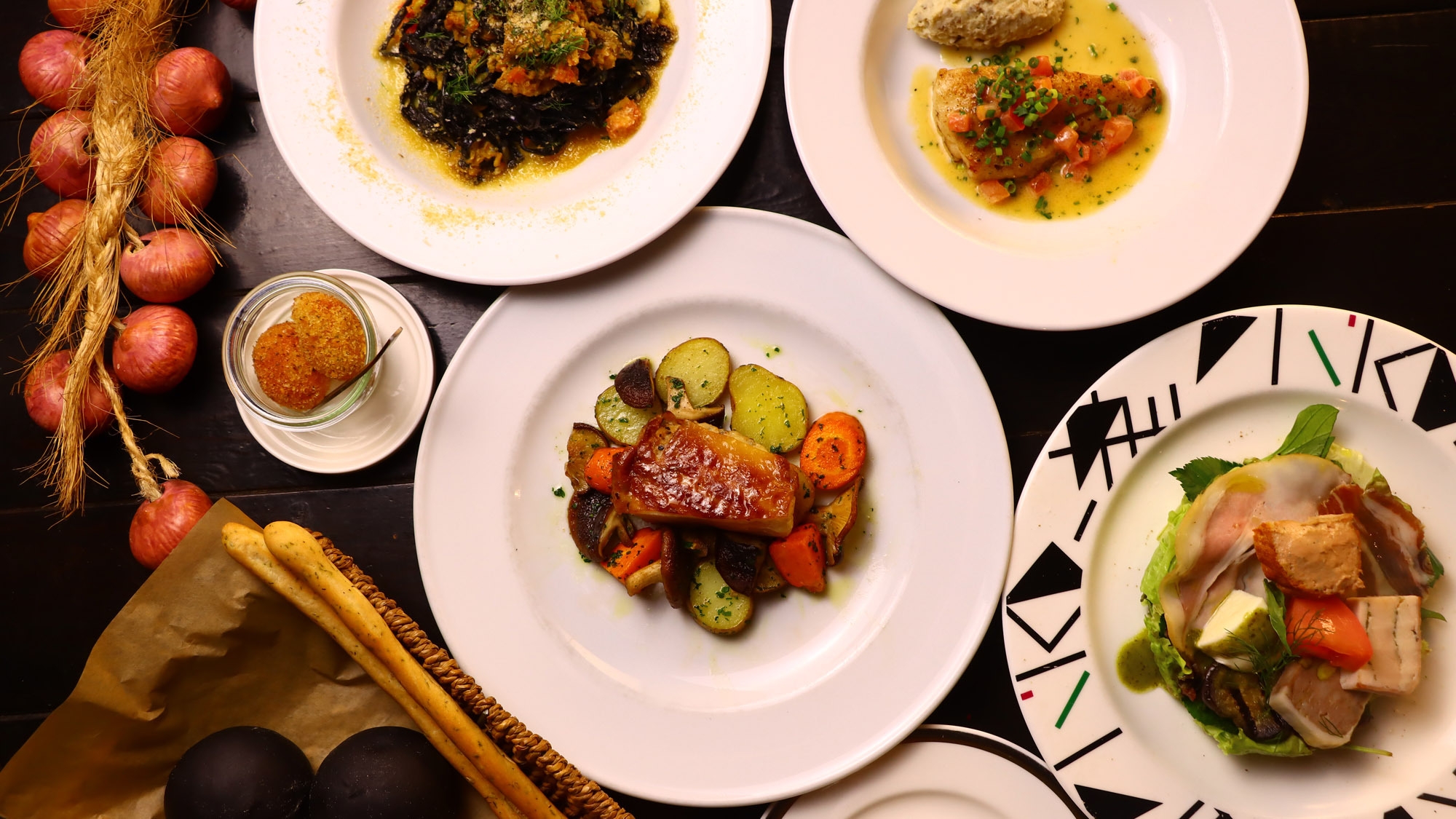 【2食付】イタリア料理の2食の愉しみ♪料理人オーナーが提供する本格イタリア料理のフルコースを☆