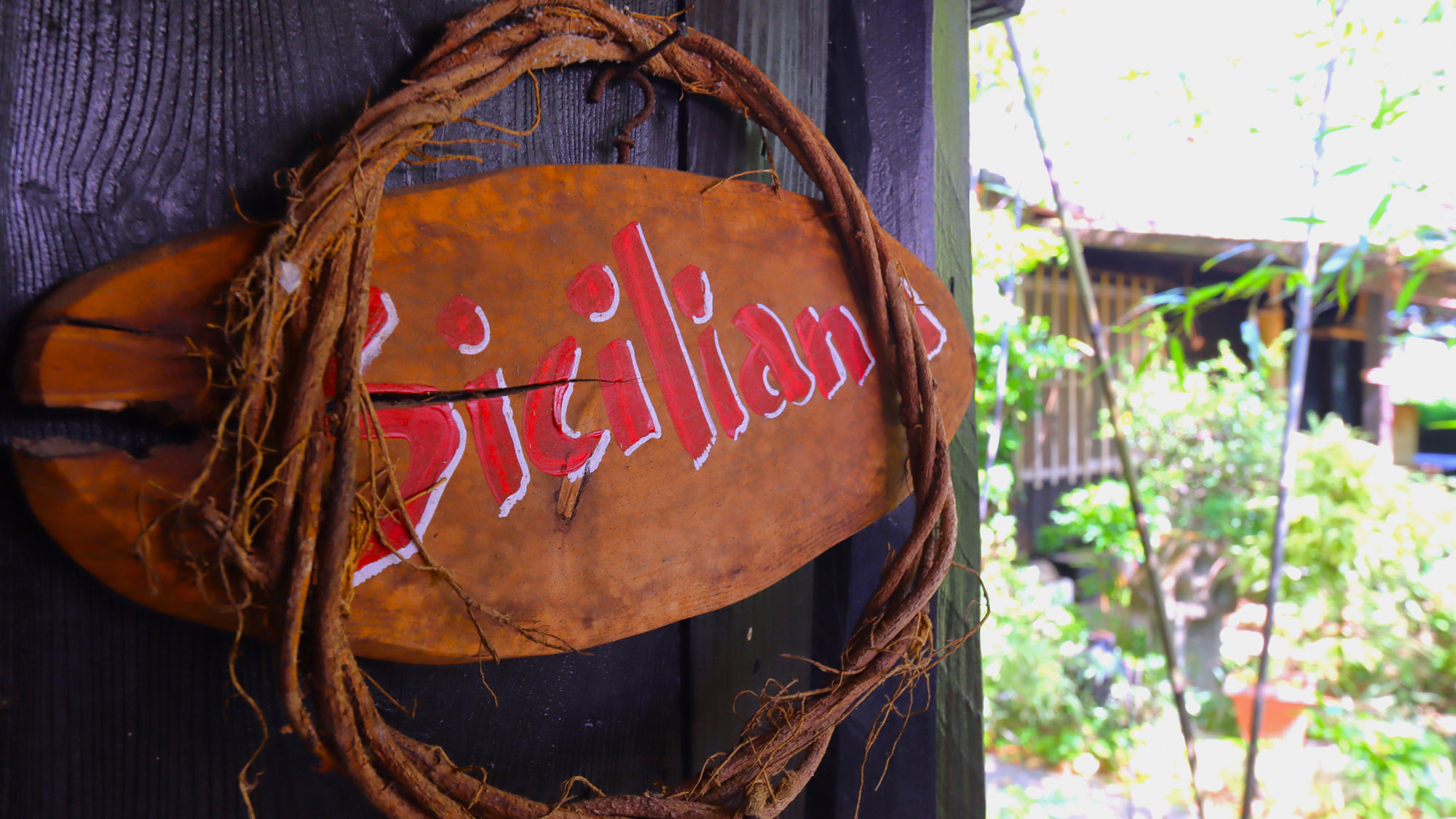 【客室】手作りのプレートです