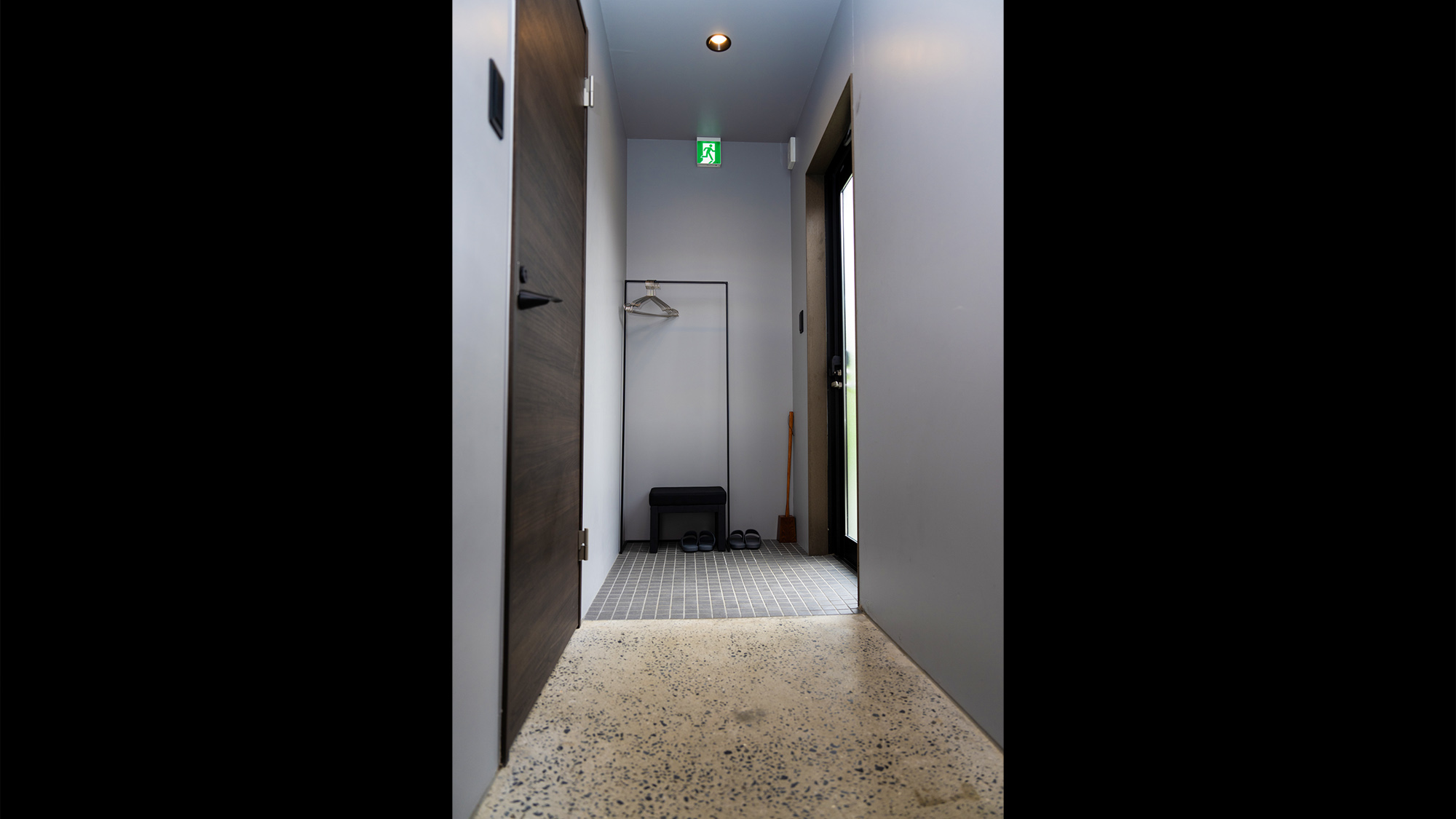 ・【C棟】和洋室感覚で最大4名様まで滞在可能。琉球畳が心地よく、のんびり滞在していただけます