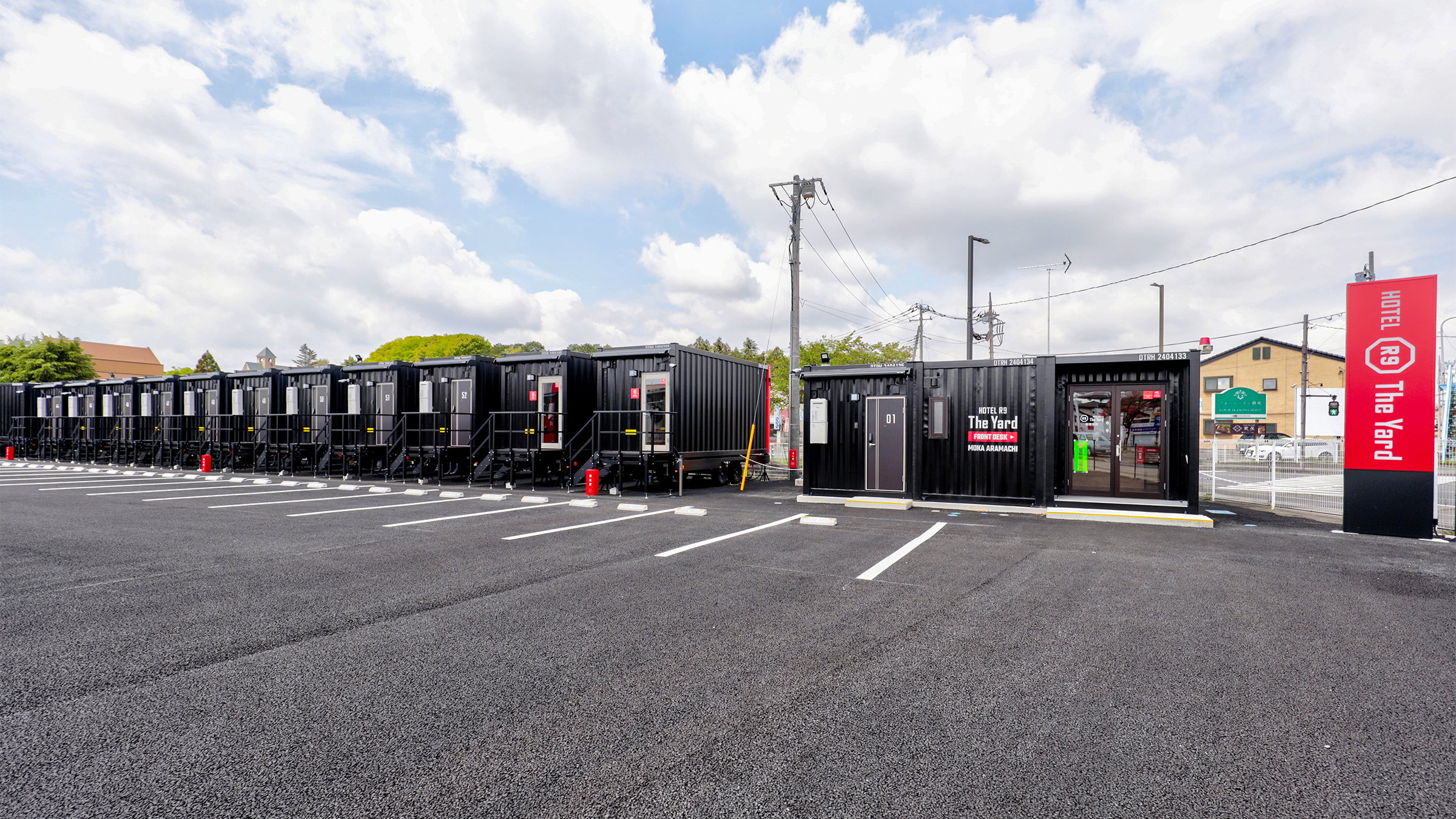 斬新な外観とコンパクトで快適な客室を備えたコンテナホテル　HOTEL R9 The Yard（ホテルアールナイン ザ ヤード）