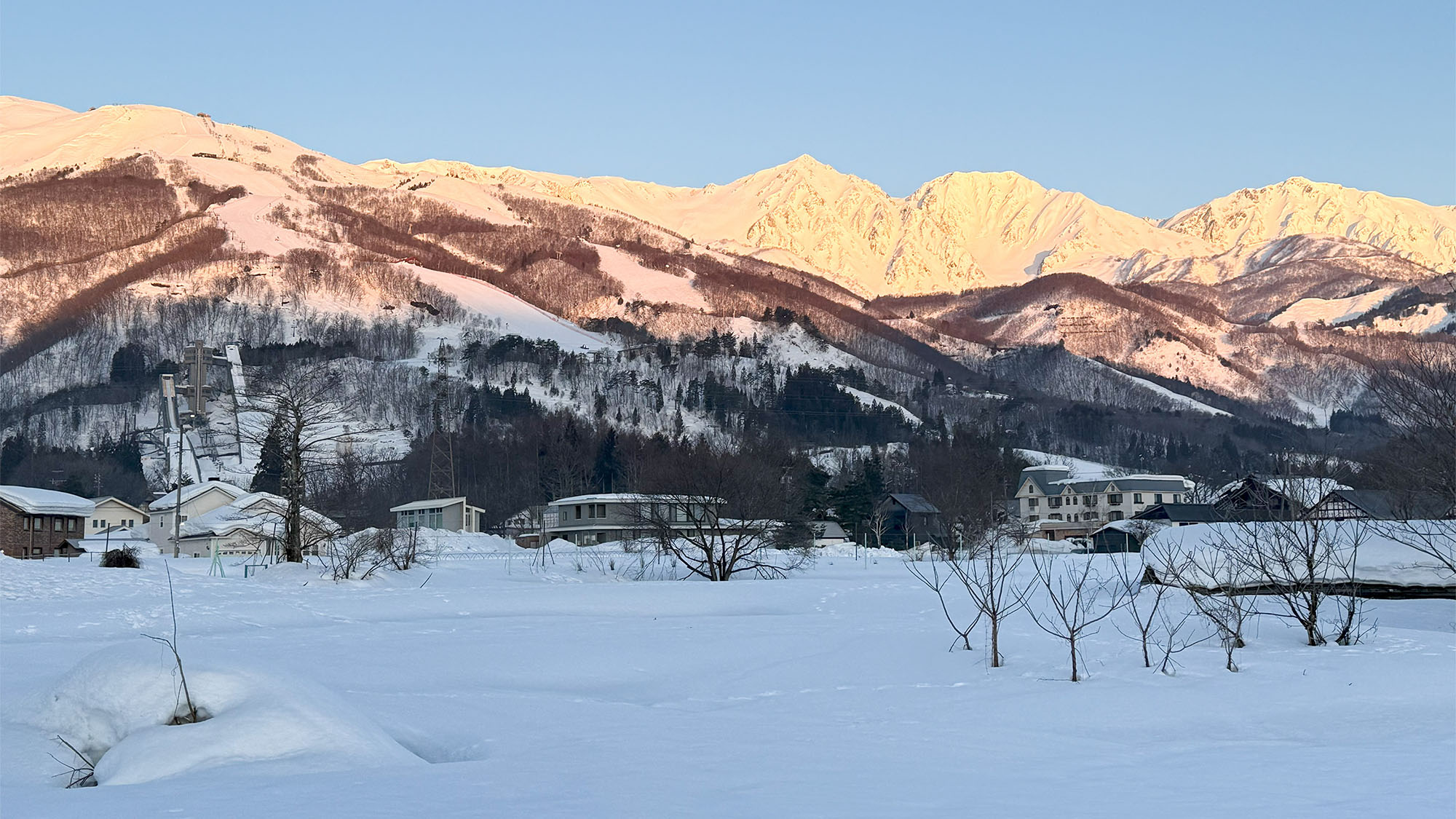 ・【景色】手つかずの自然が残る雪山で　静かで贅沢な冬の休日を