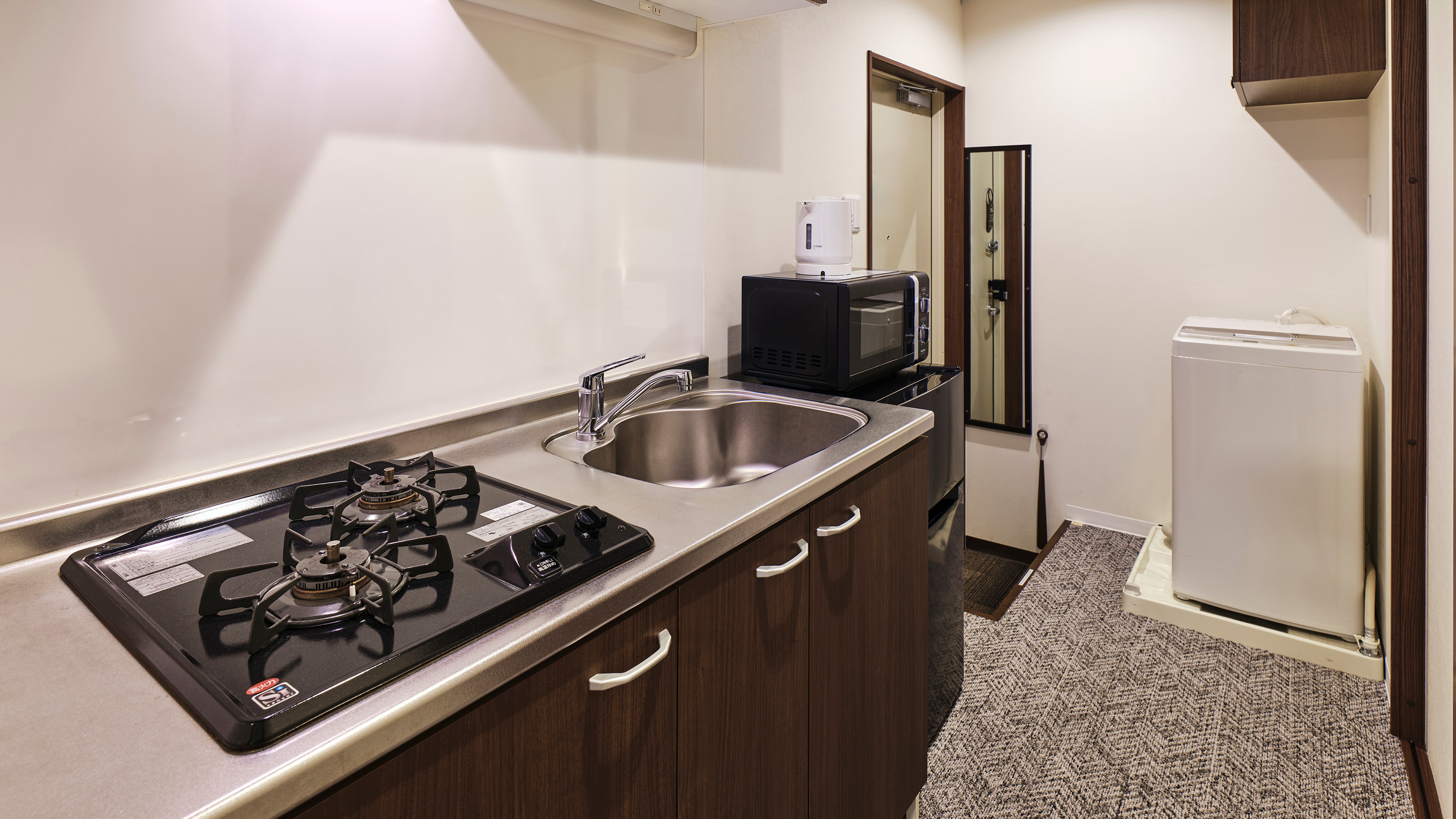 フォースルームA