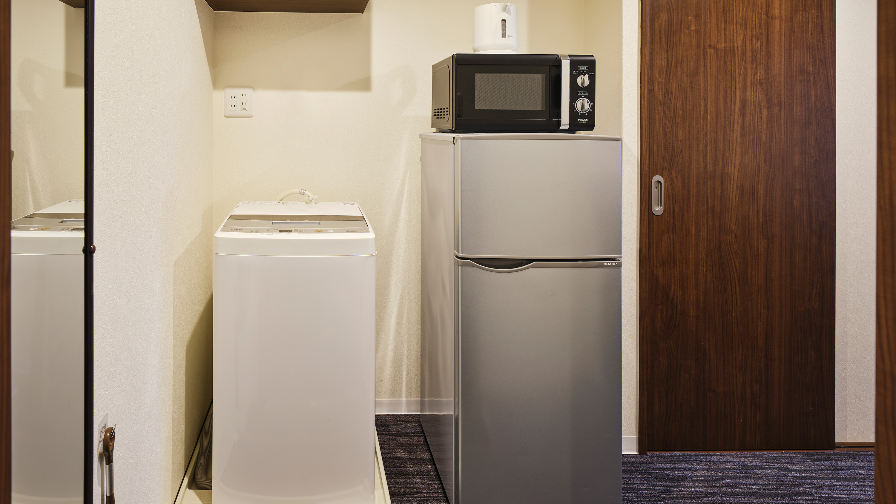 フォースルームA