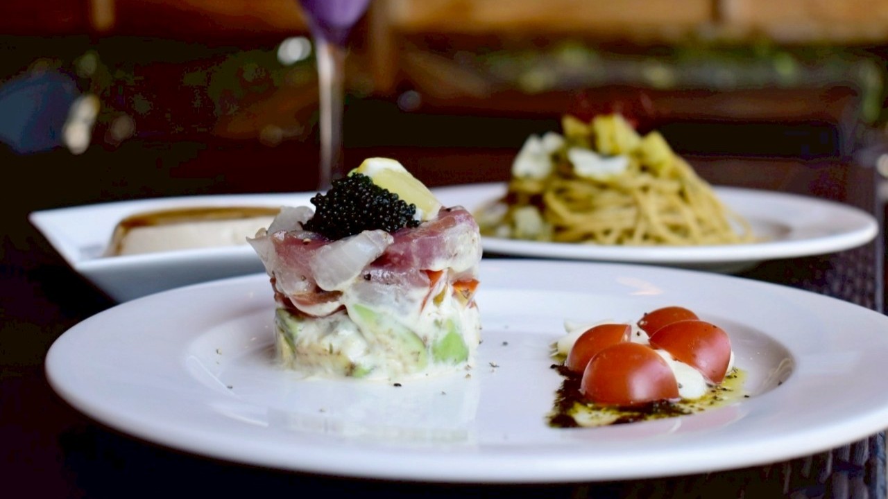 【食事】島イタリアンで与那国島を堪能する季節のコース