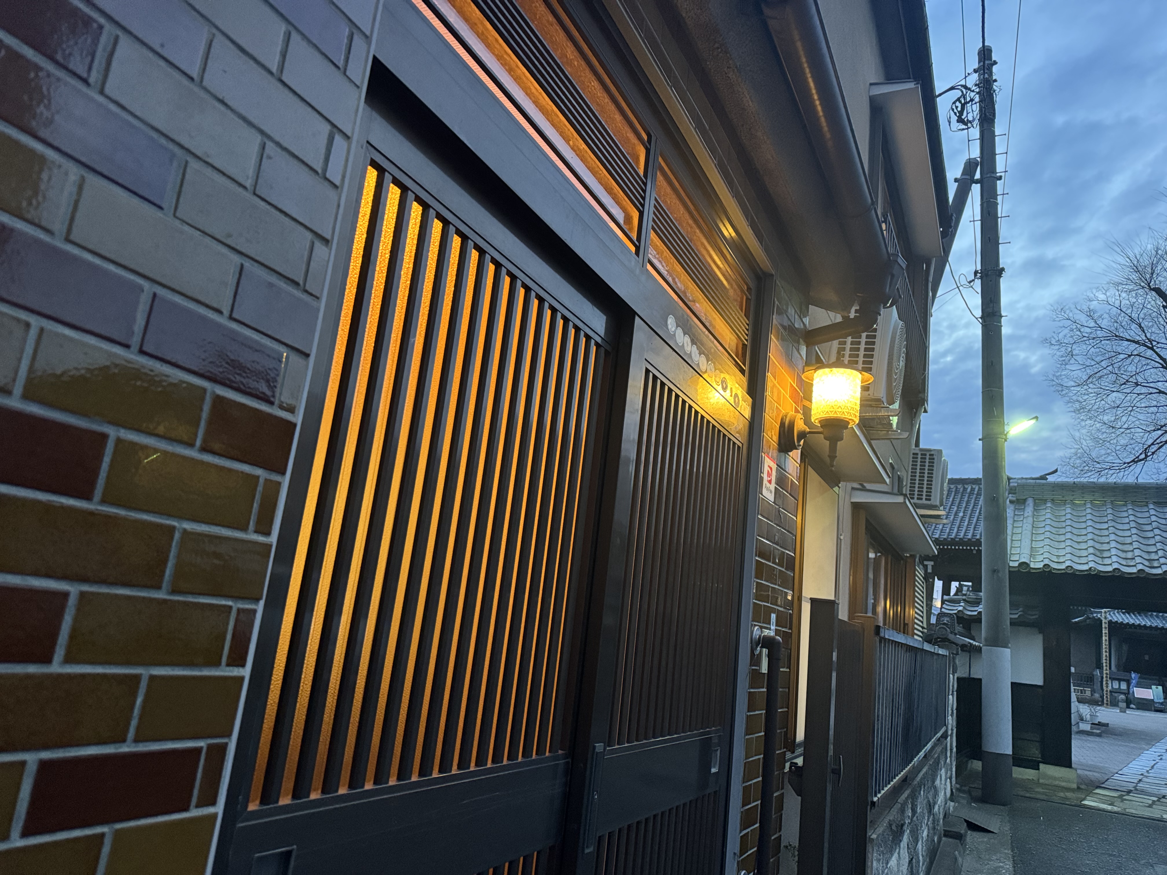 当施設は非対面のセルフチェックイン方式です