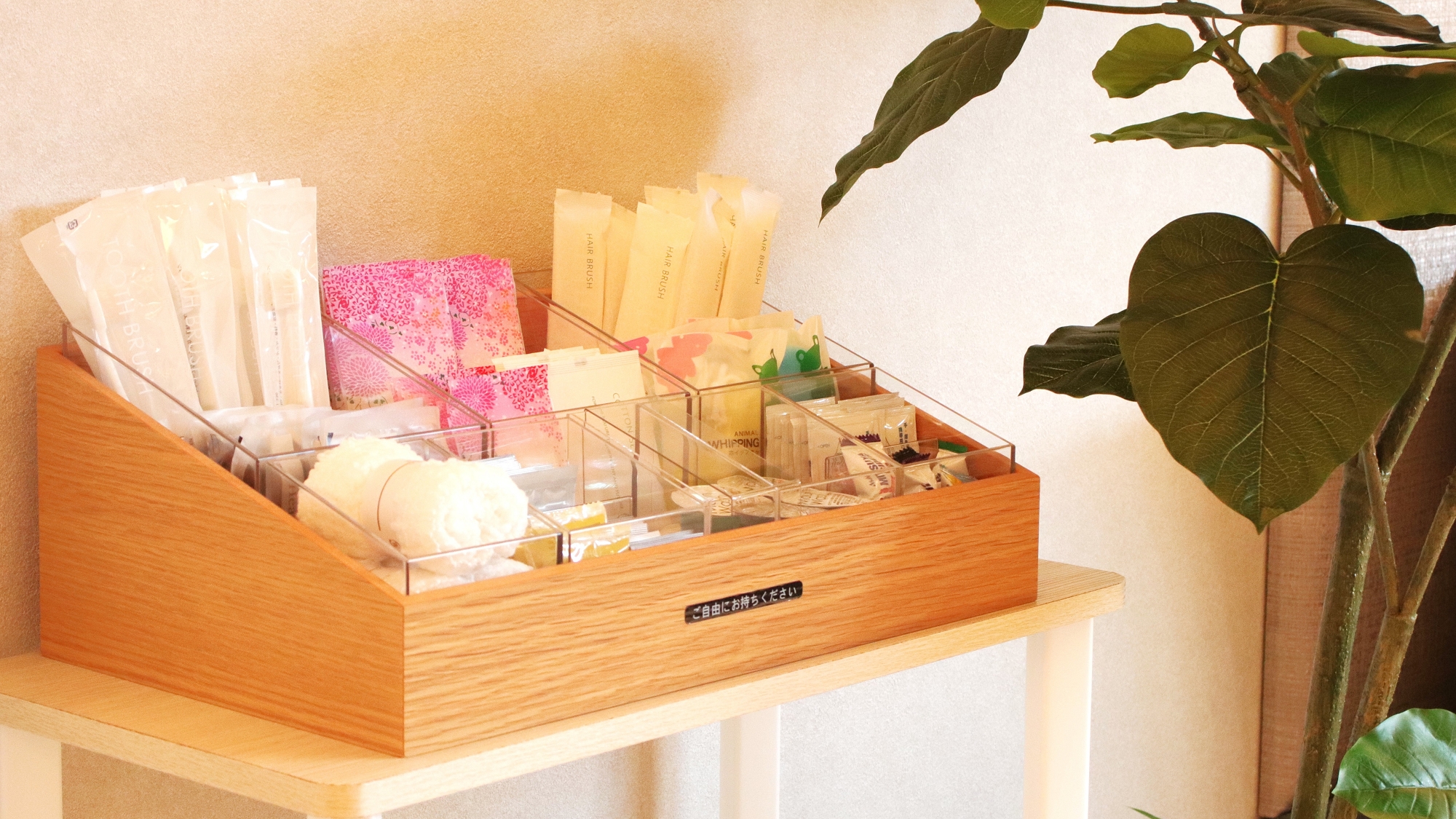 フロント横にもアメニティをご用意しています