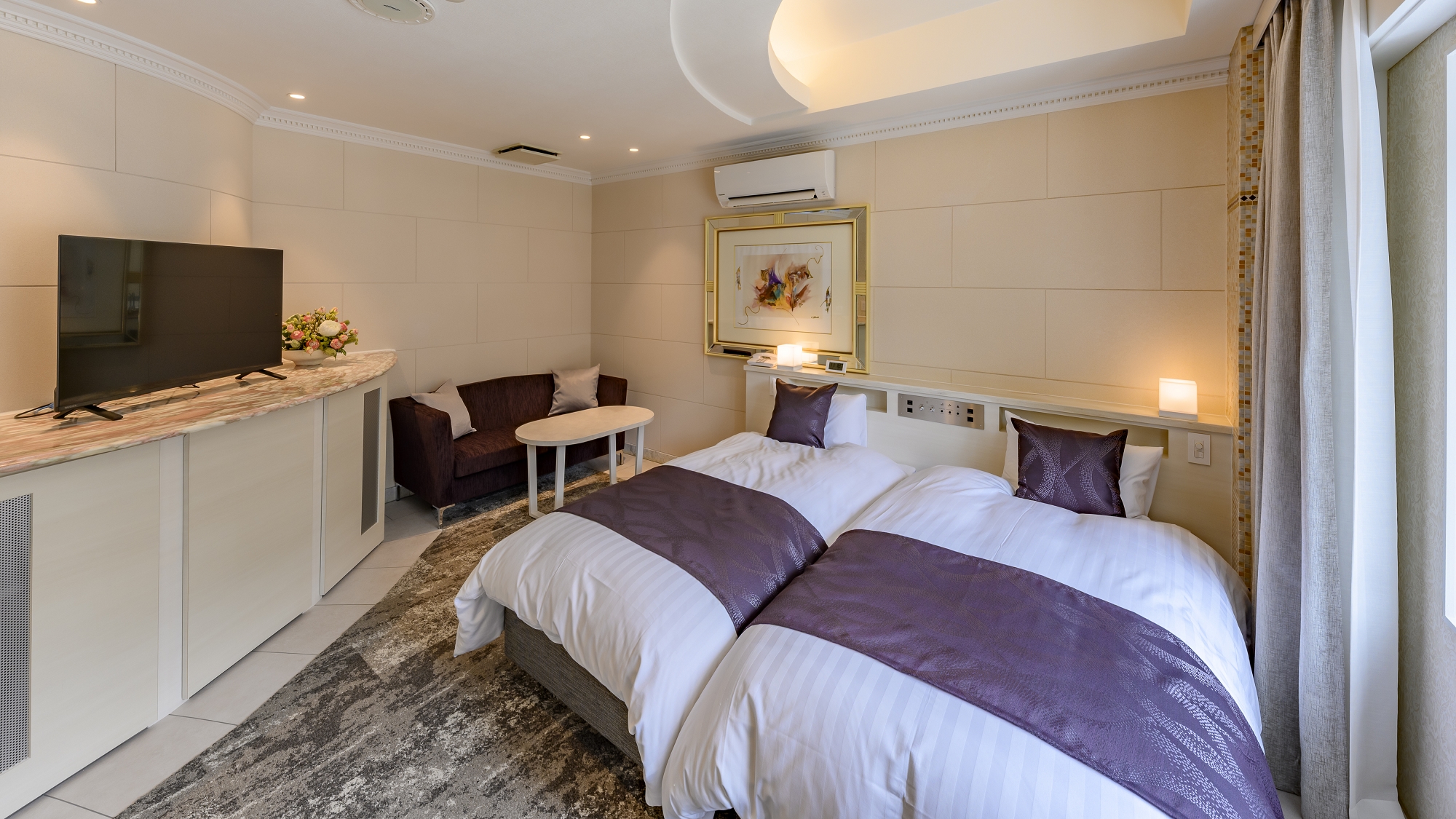 【スタンダード】ツイン 温泉付き／1-2名様　ベッドはシモンズ社製のシングルベッド