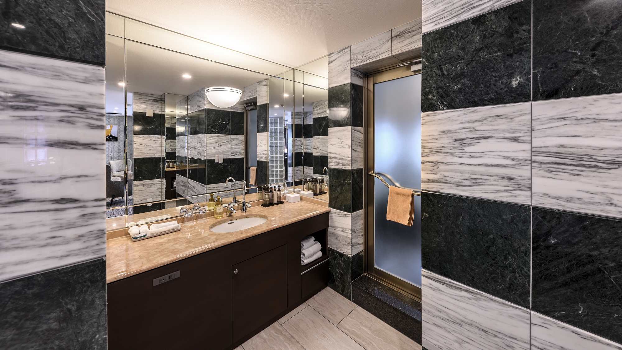 【デラックス】ツイン 温泉付き／1-2名様　お部屋でいつでも温泉をお楽しみいただけます