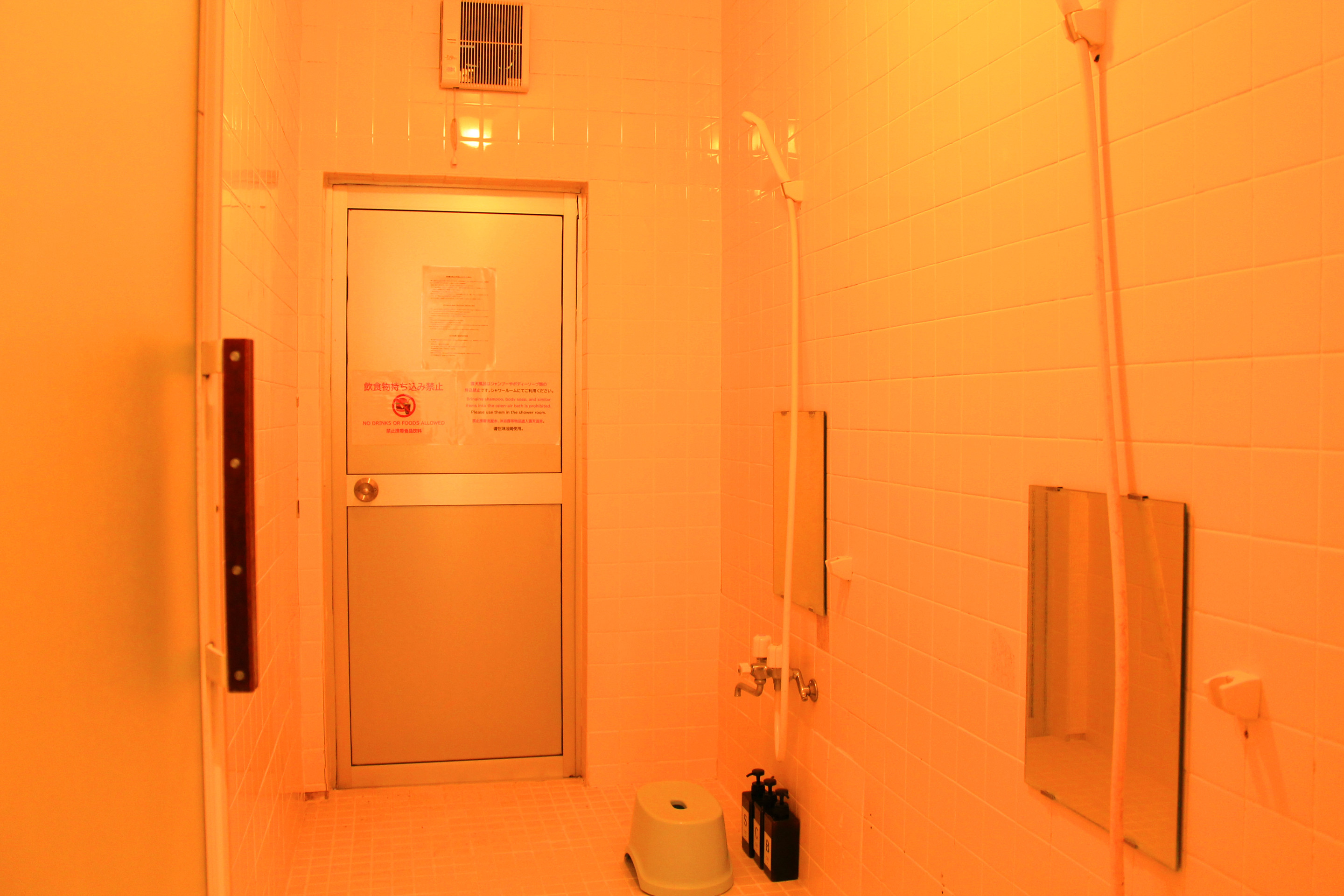 貸切露天風呂シャワー室