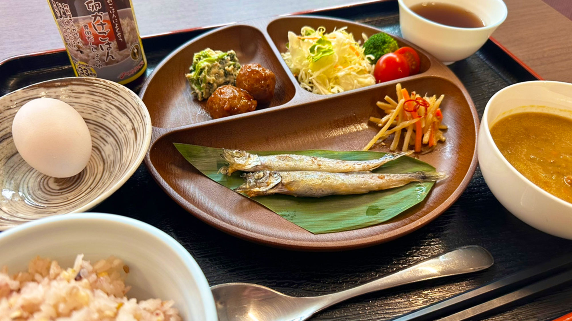 【朝食サービス】消化の良い朝カレー、サラダ、1品料理などお好きな物をどうぞ