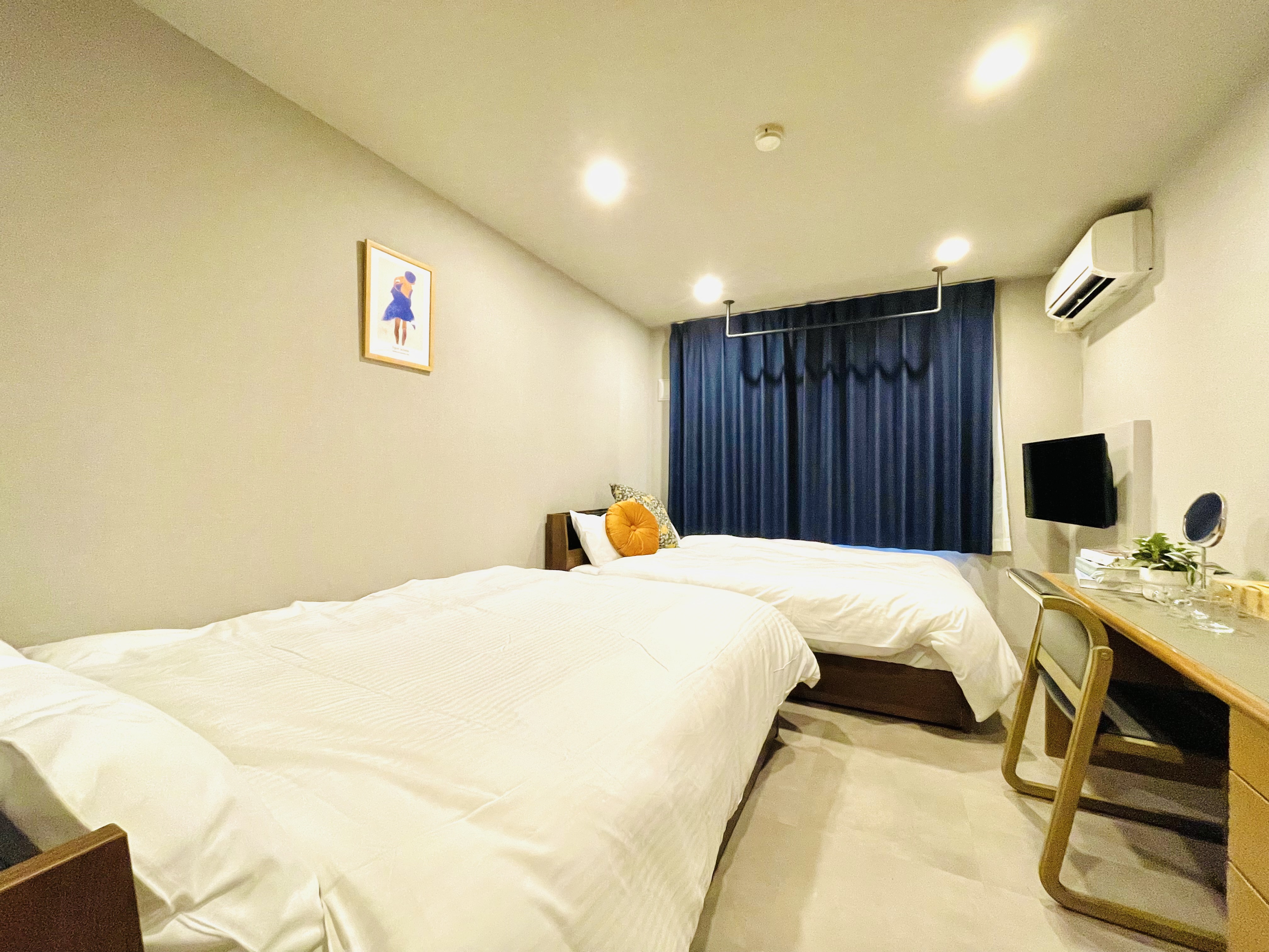 ダブルツインルーム